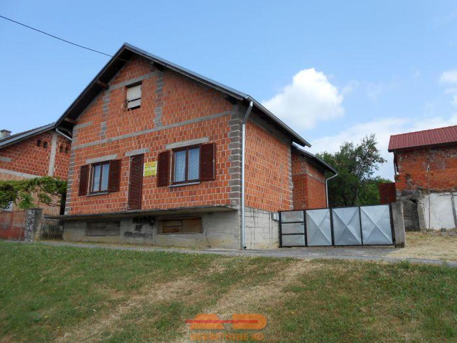 Novija kuća, dvor, voćnjak, Pakrac! — fotografija 2