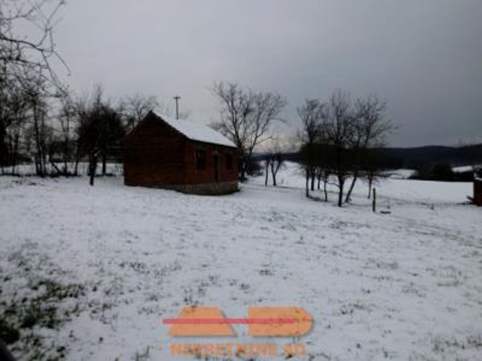 Stara kuća + dvorište, Vrbovac! — fotografija 2