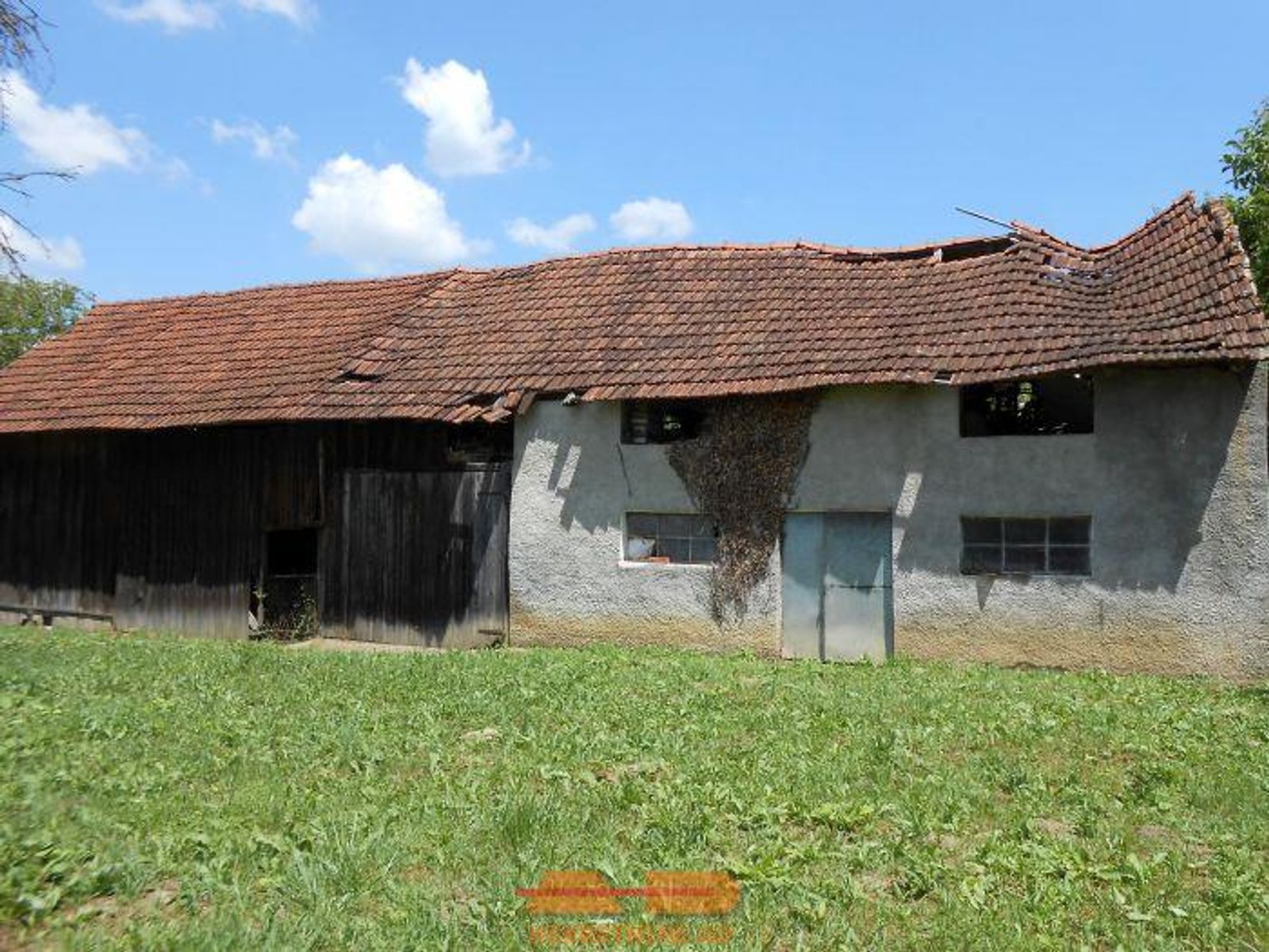Kuća + pom. zgrade, Lipovac Majur — fotografija 6