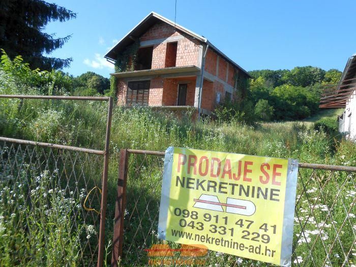 Nedovršena, masivna, Vinogradi!