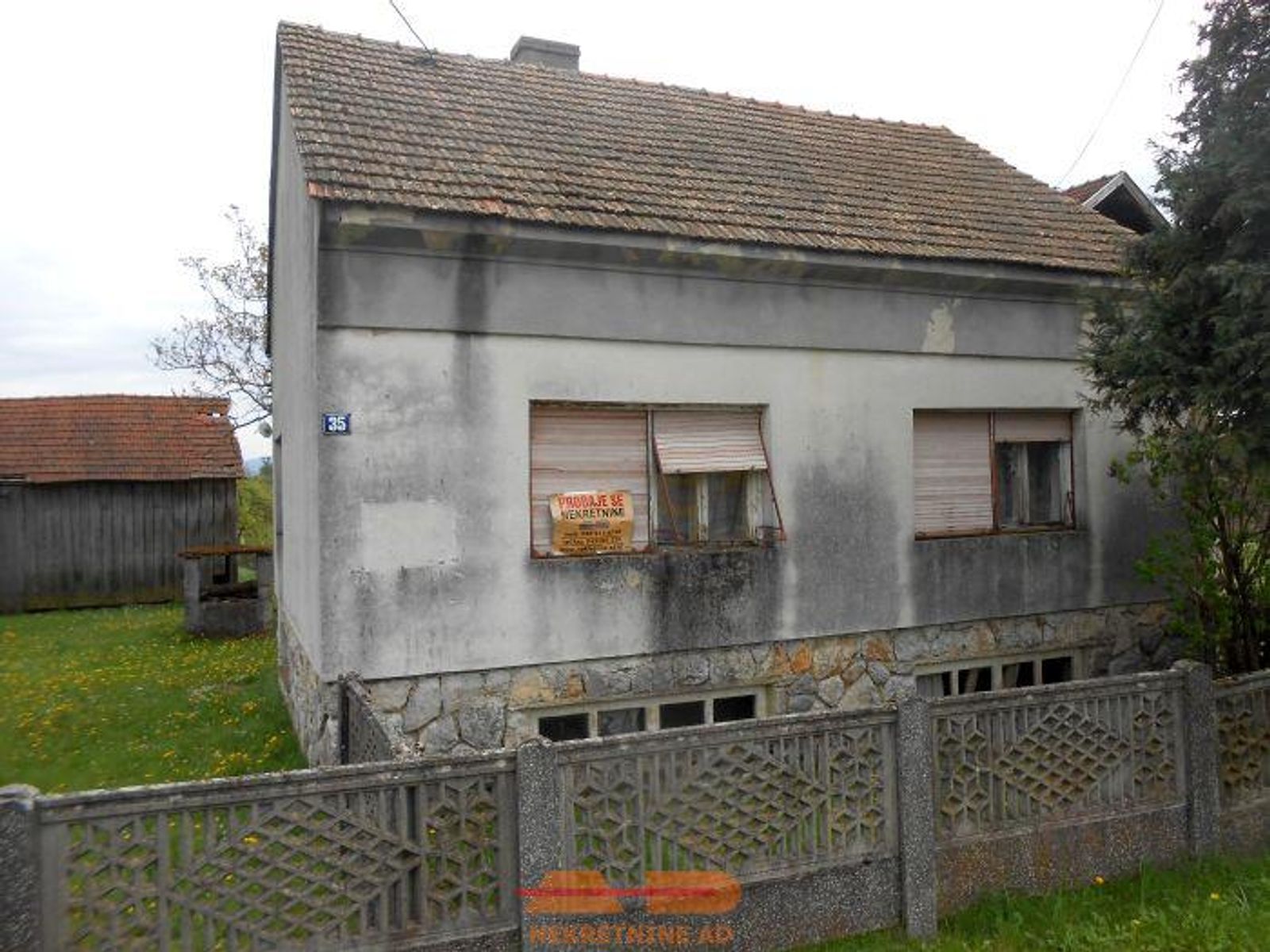 Kuća za renovaciju, objekti, Kip! — fotografija 4