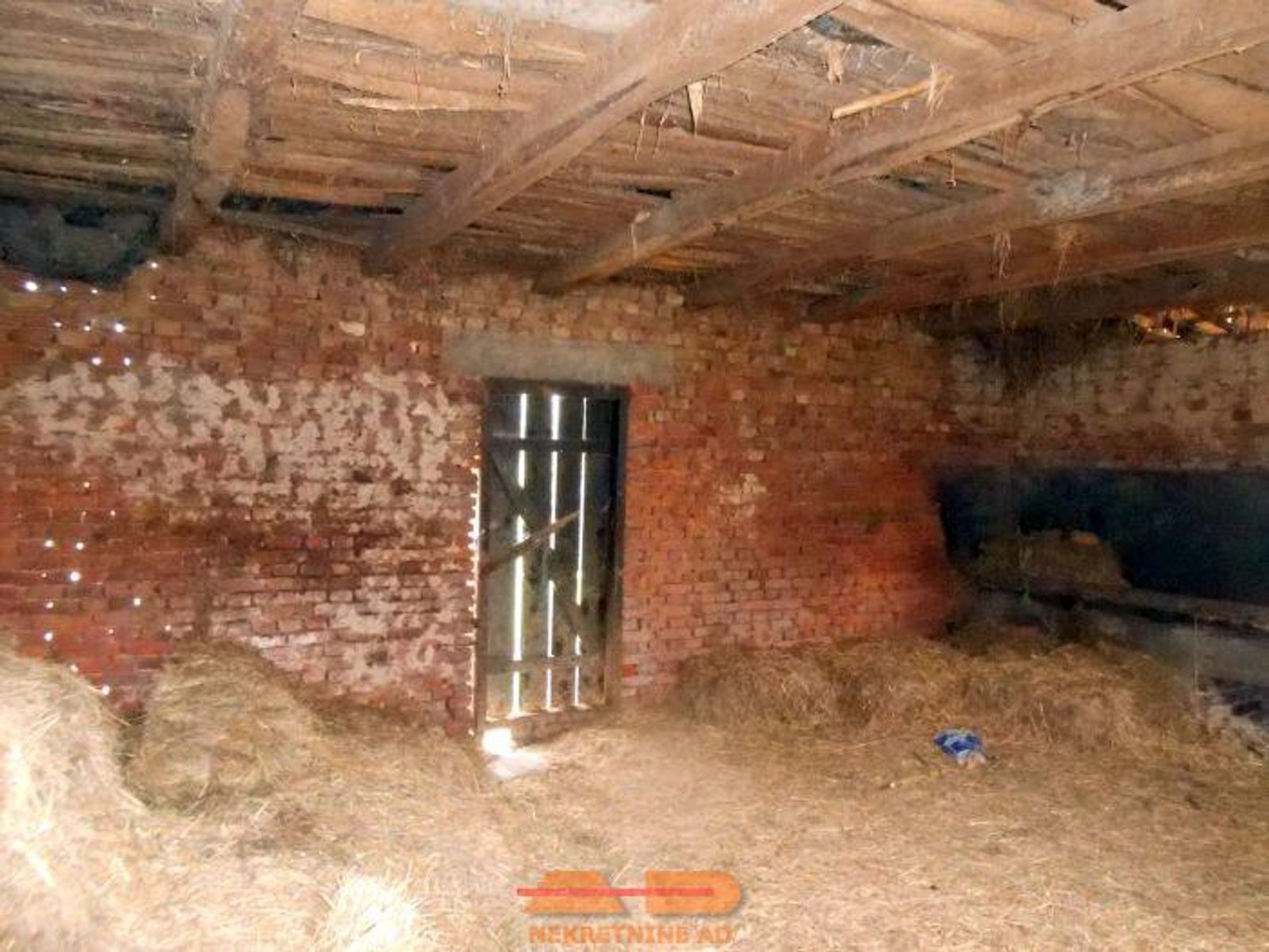 Kuća za renovaciju, objekti, Kip! — fotografija 13