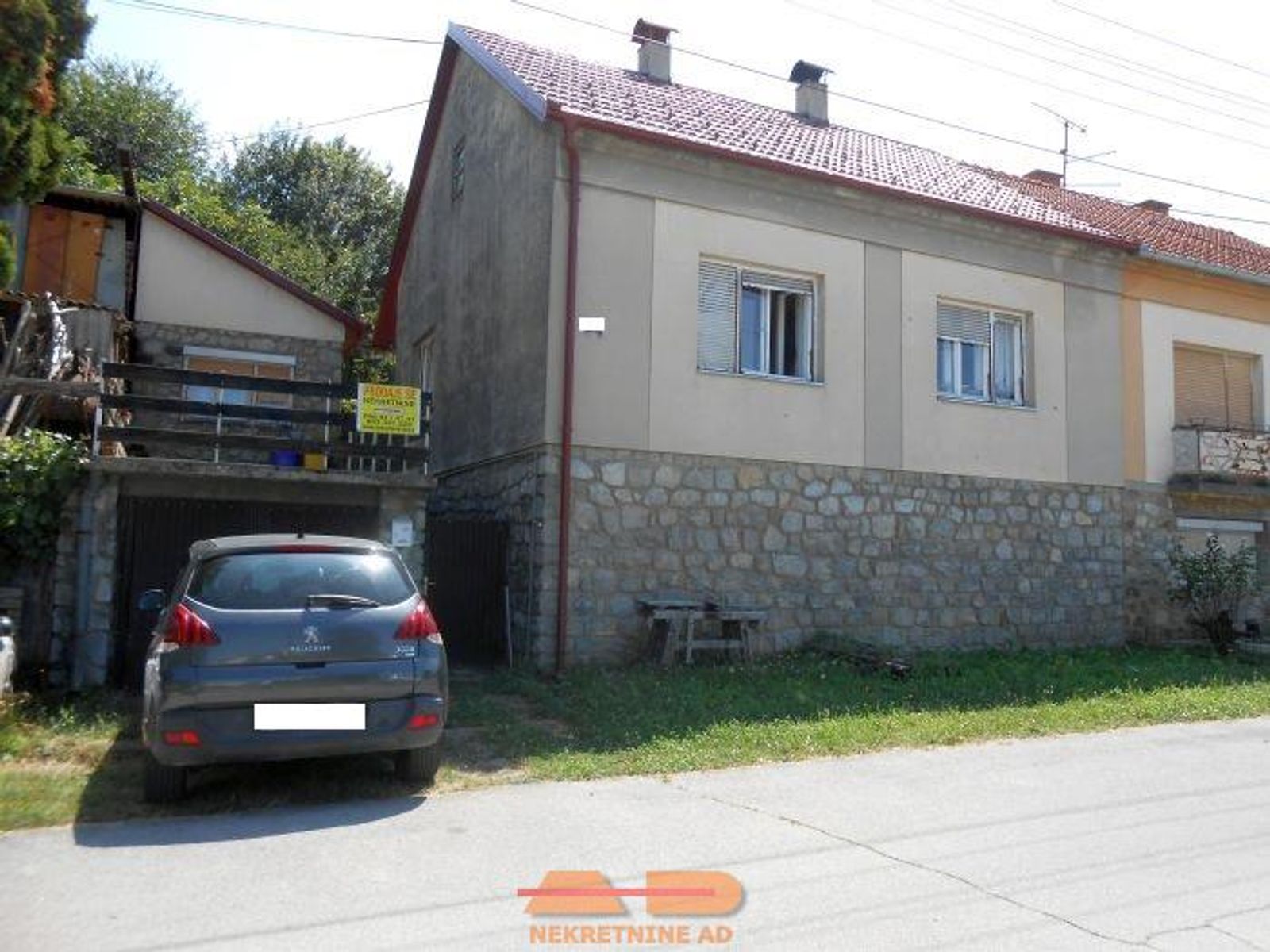 Useljiva kuća sa dvorištem, Daruvar!! — fotografija 1