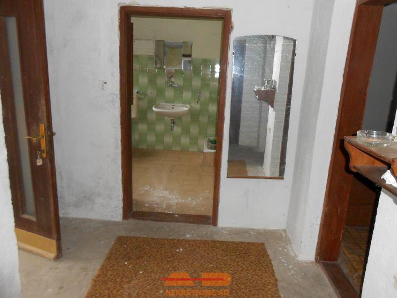 Kuća za renovaciju, parcela 8212 m2, Miljanovac! — fotografija 19