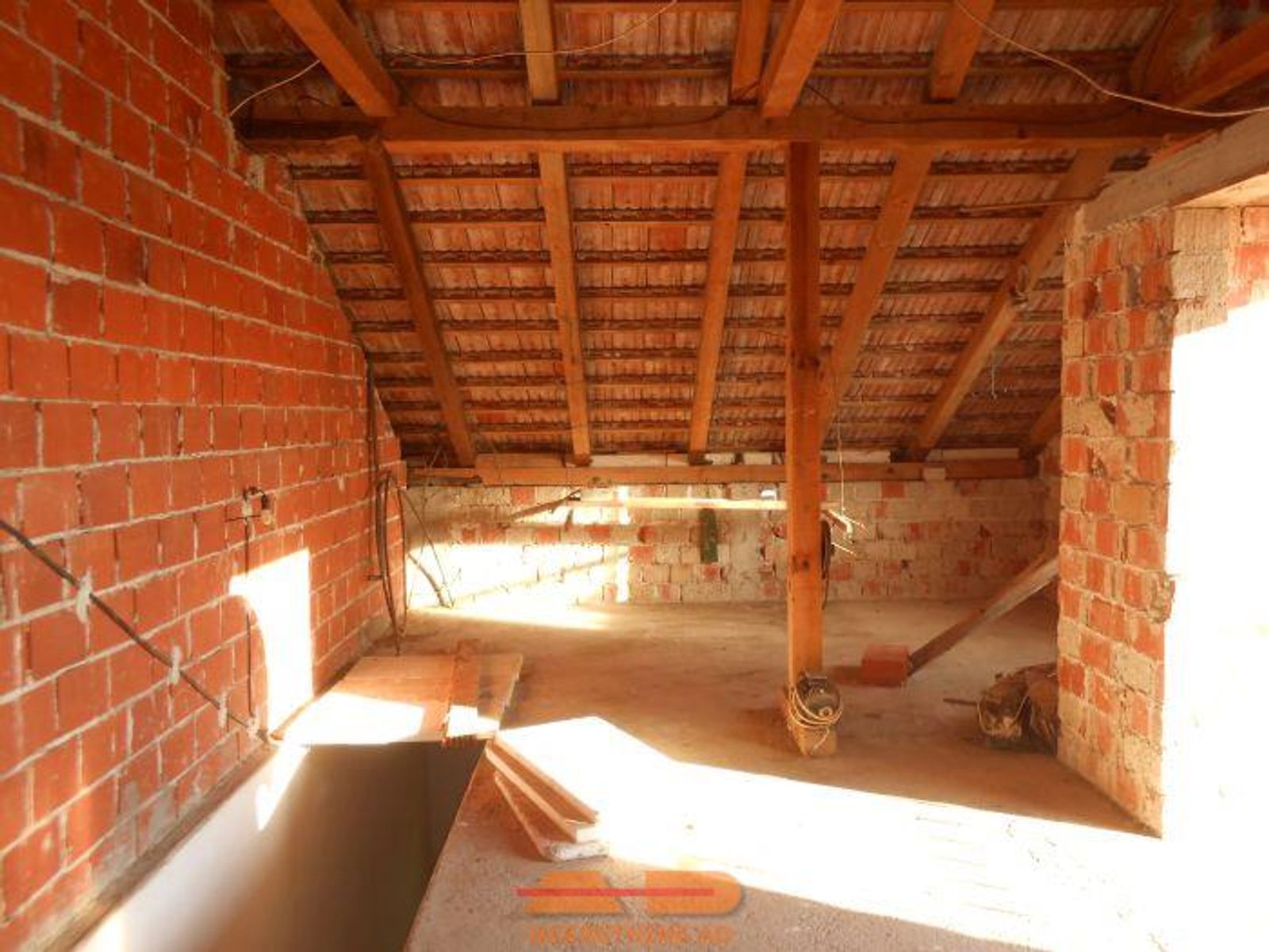 Kuća, objekti, zemljište 4.4 Ha, Blagorodovac! — fotografija 24