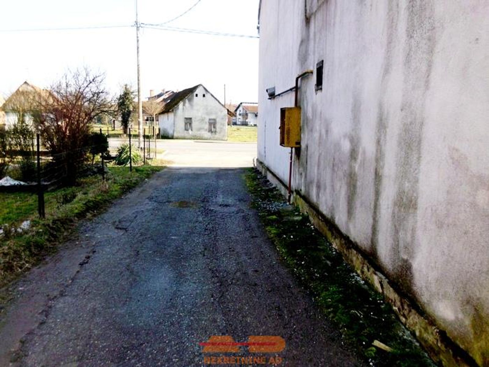 Caffe bar, pekara, stan, strogi centar! — fotografija 17