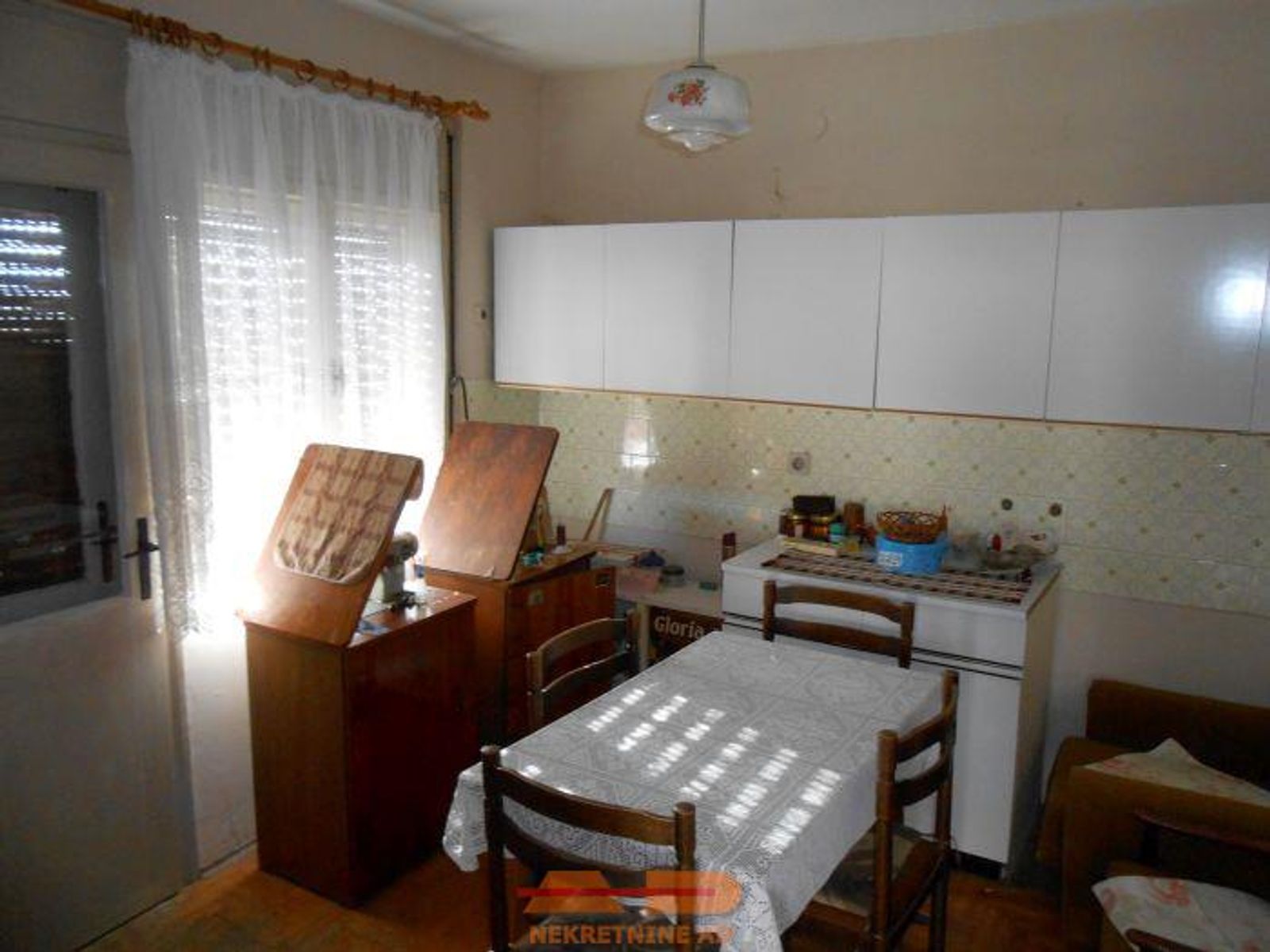 2 stana, pomoćni objekt, dvorište, voćnjak! — fotografija 21