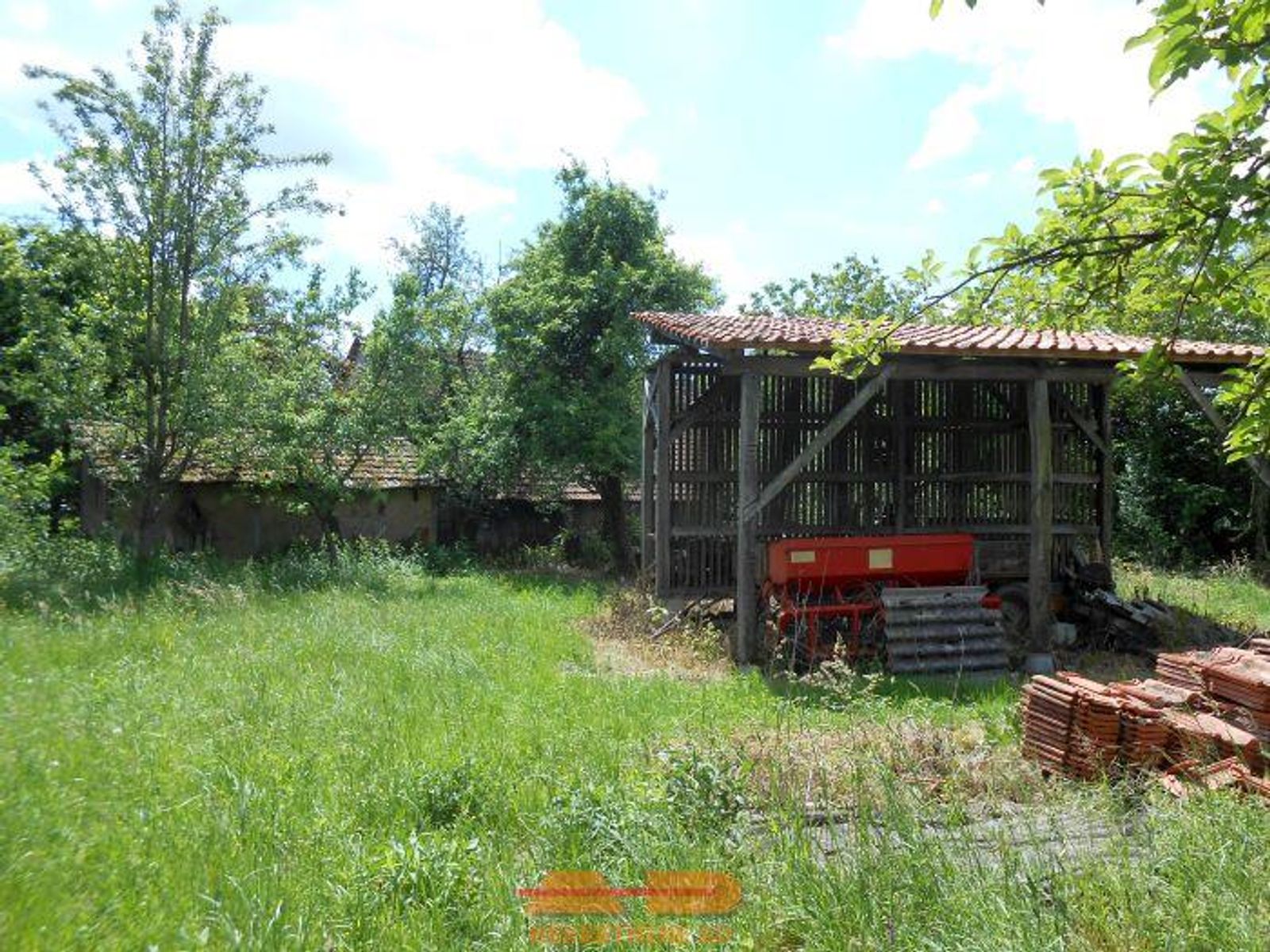 Imanje u Treglavi- kuća, objekti, zemljište! — fotografija 16