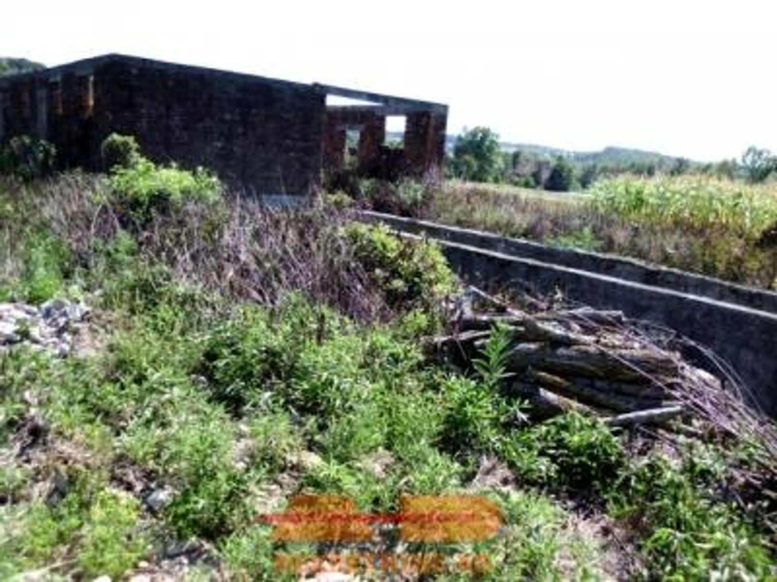 Nedovršen objekt 270 m2, 2 jutra zemlje, Pehovac — fotografija 8