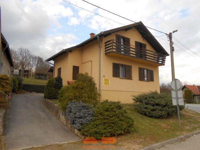 Namještena, stan, garaža, dvorište, Filipovac!