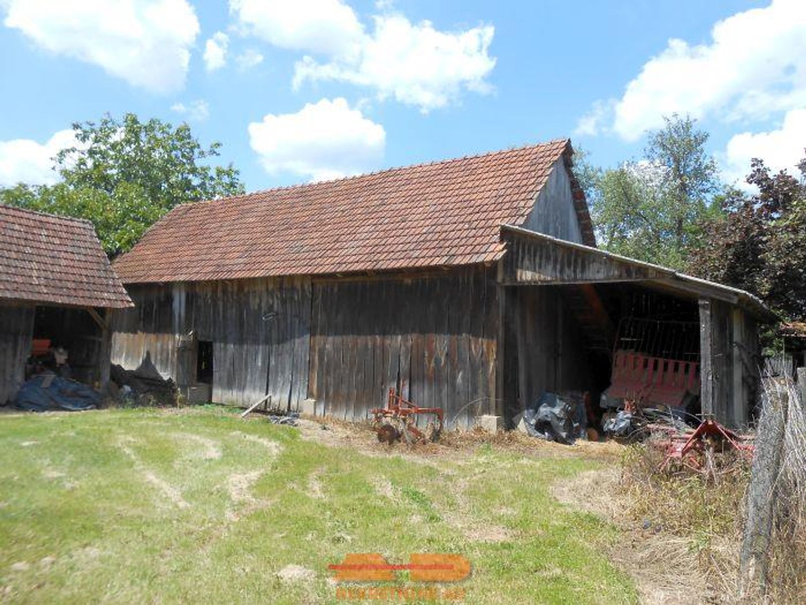 Imanje u Treglavi- kuća, objekti, zemljište! — fotografija 5