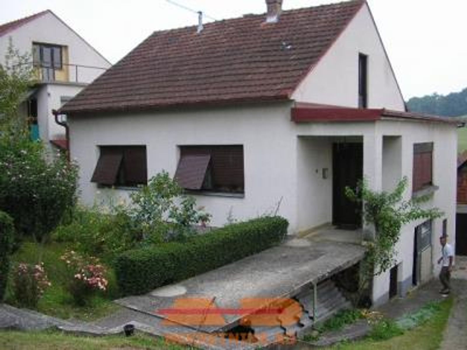 Kuća sa dva odvojena stana, Vrbovac — fotografija 14
