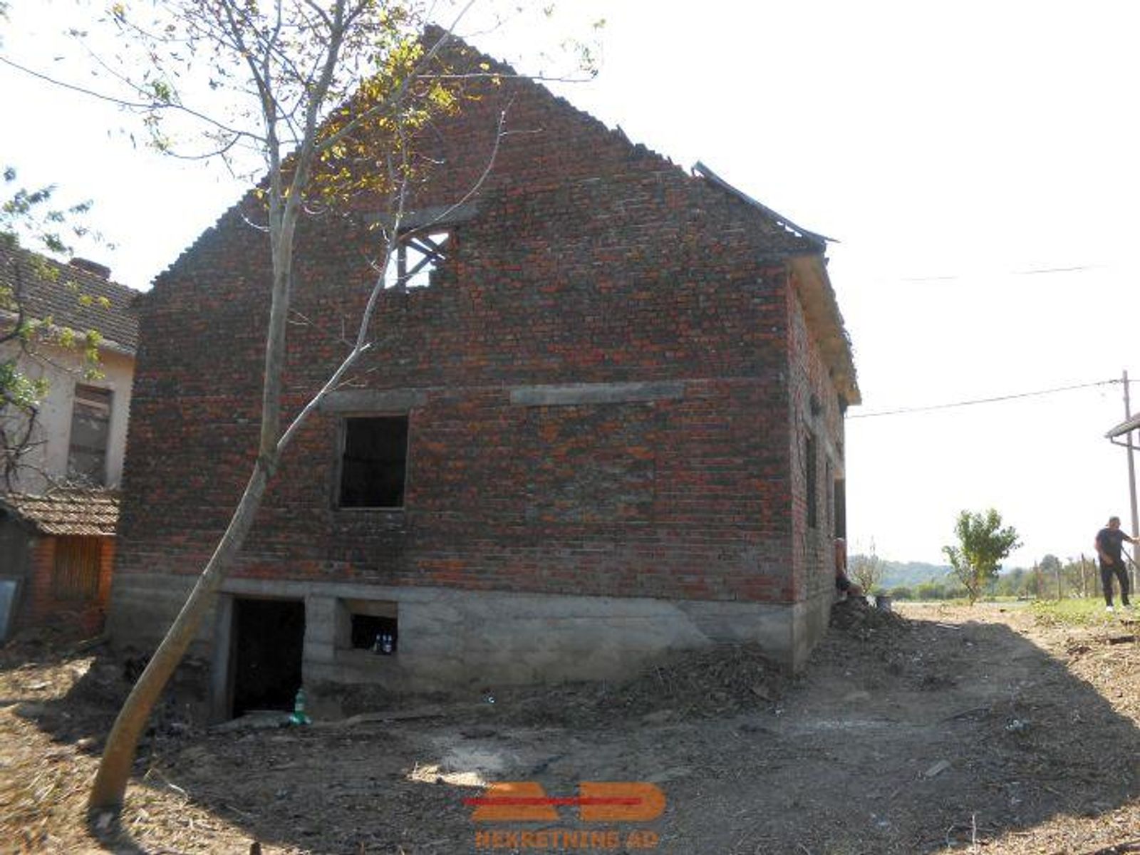 Oštećena kuća sa okućnicom, Batinjani! — fotografija 5
