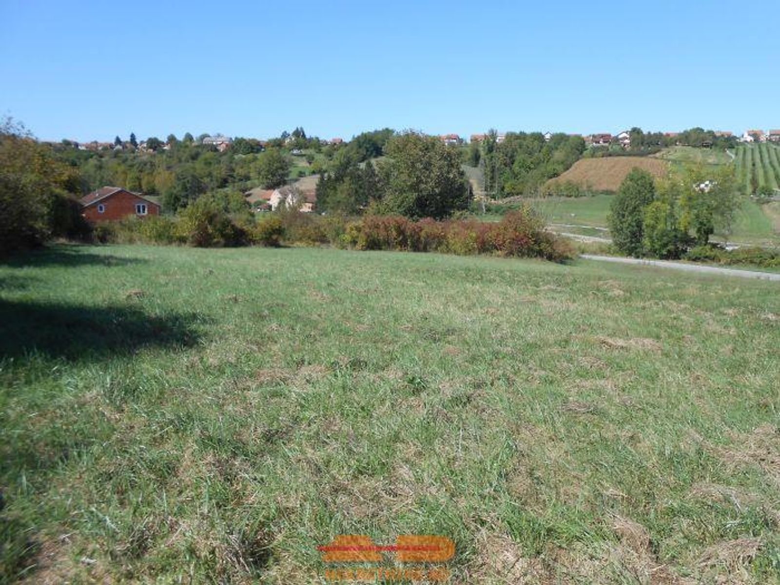 2 građ. zemljišta, 1752 m2 i 1704 m2!