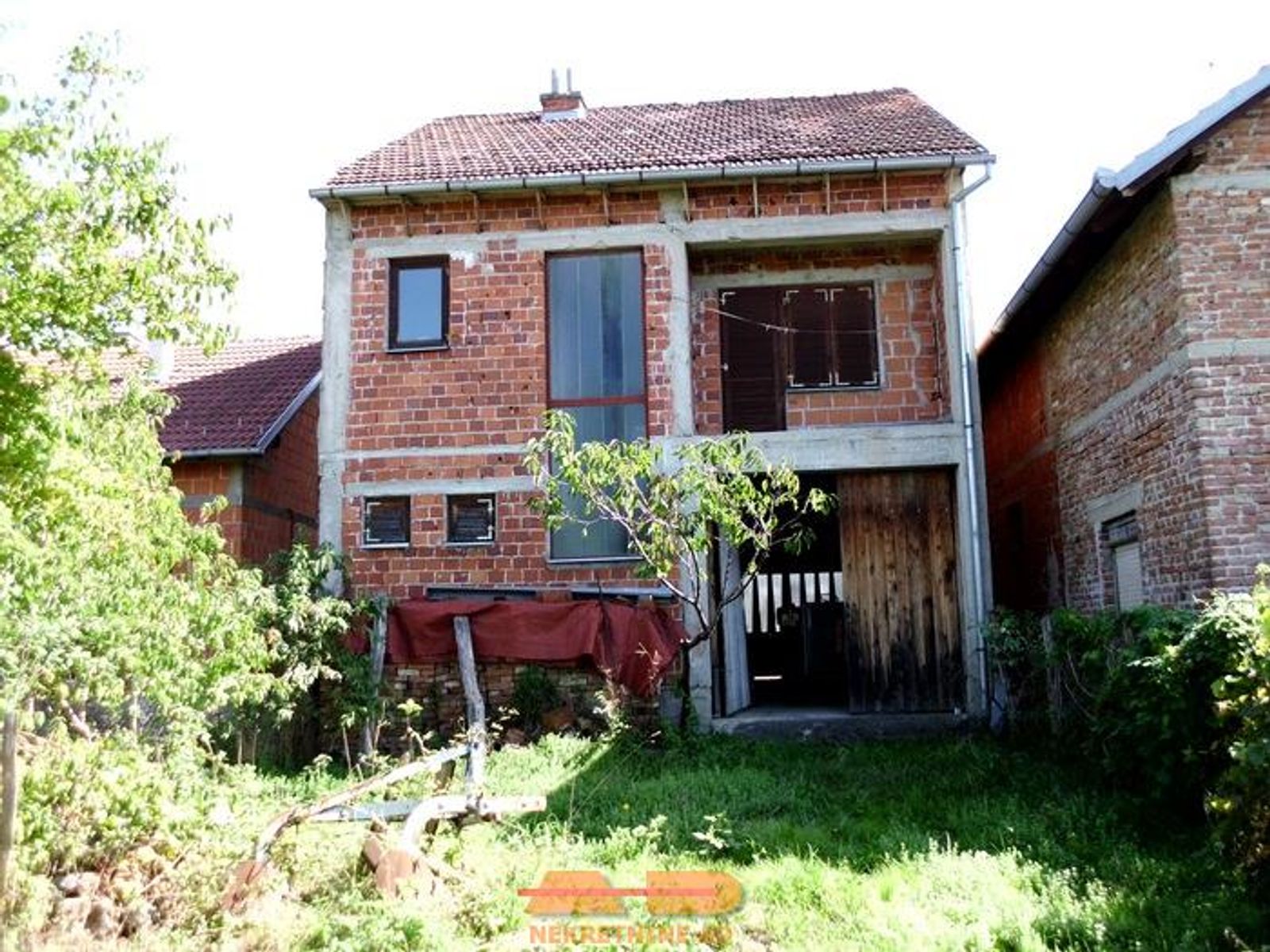 Masivna, visoki roh- bau, blizina centra! — fotografija 3
