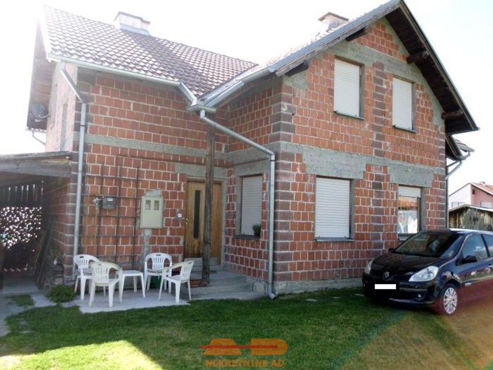 Dvojna kuća u Lipiku, 1 km od Lječilišta! — fotografija 22