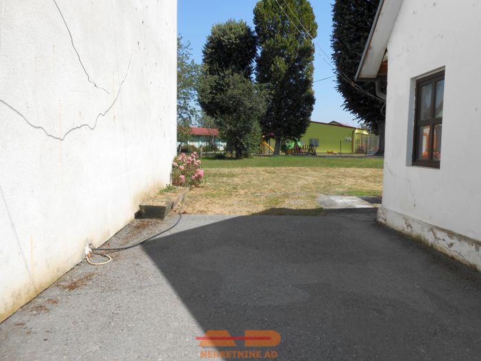 Kuća u samom centru Grubišnog Polja! — fotografija 3