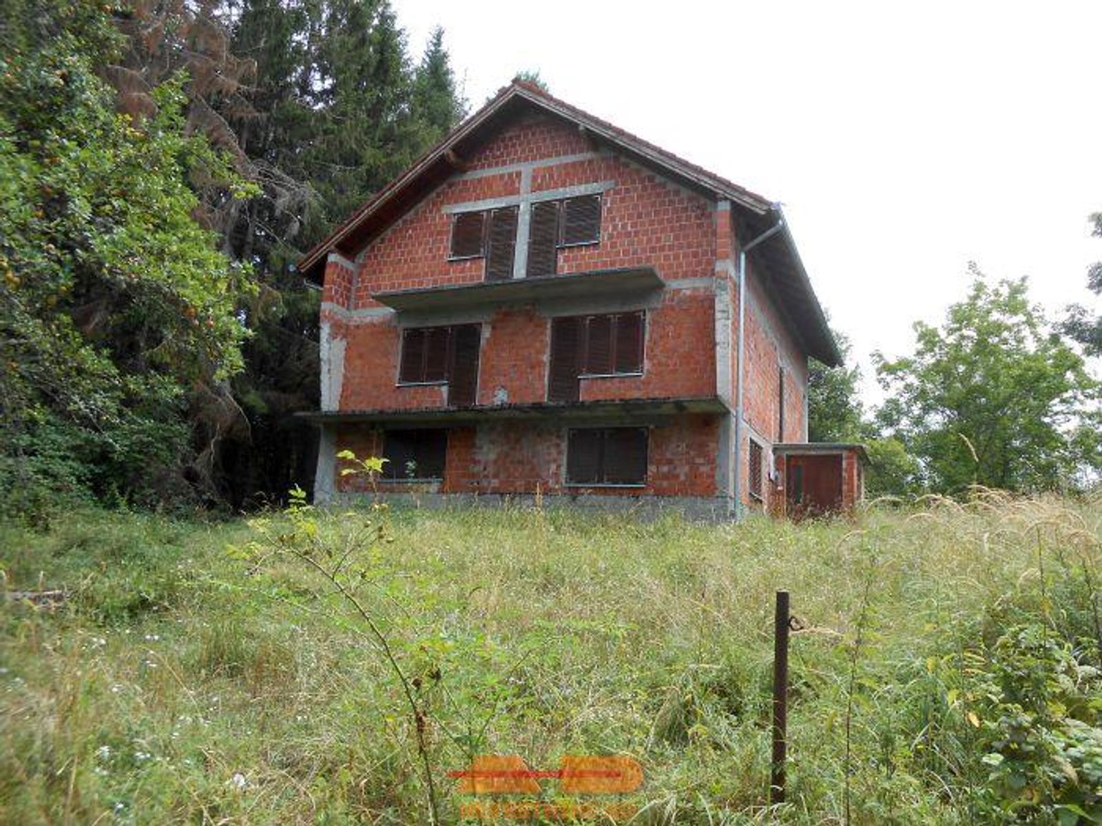 Masivna, u prirodi, parcela 9.423 m2, G. Borki! — fotografija 1