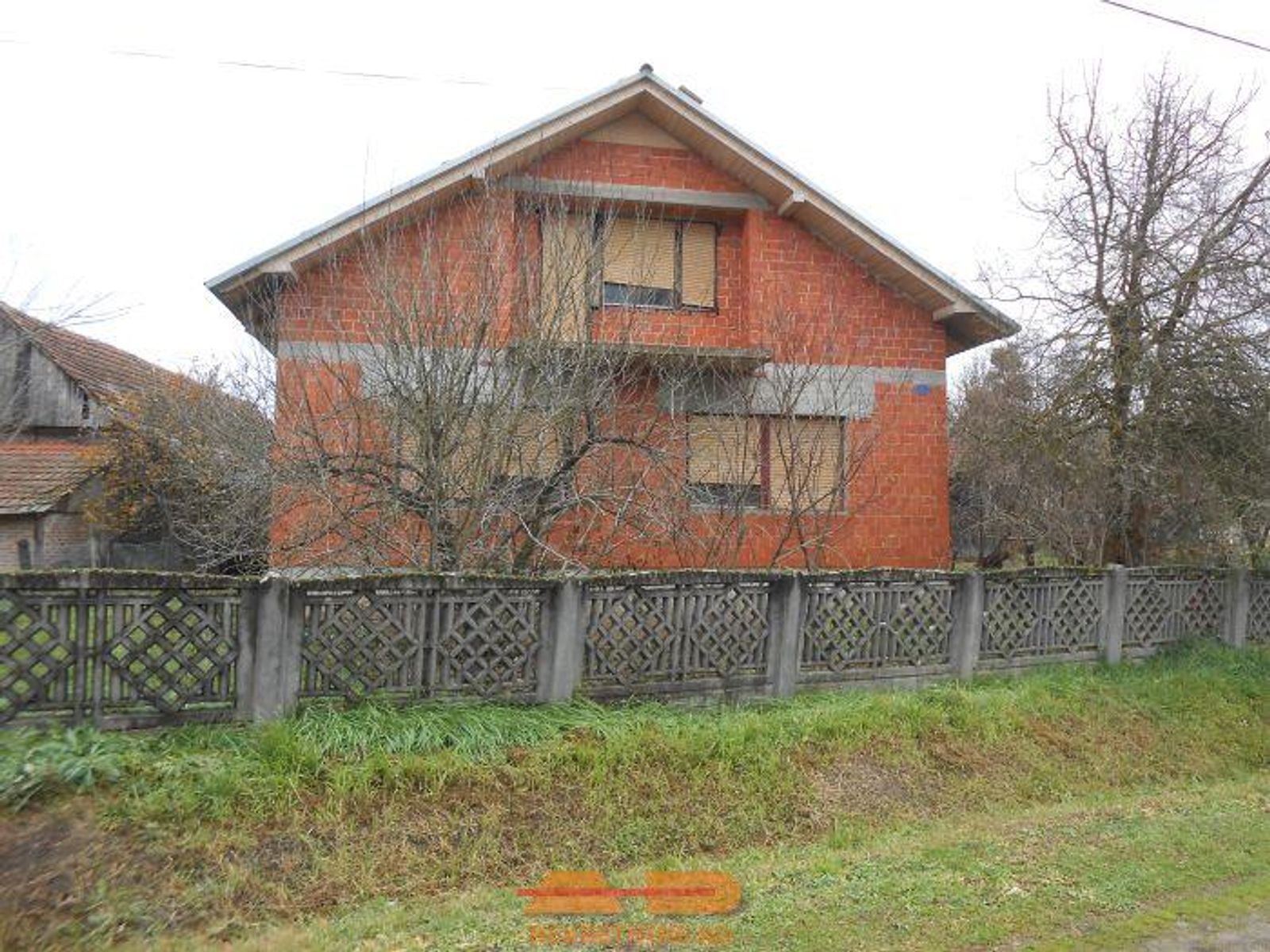Kuća, objekti, zemlja (4.5 j), Pavlovac!