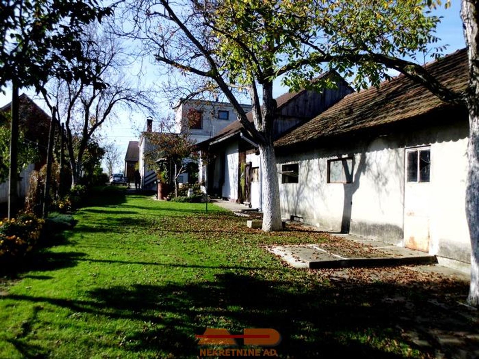 Namještena kuća + mala farma + okućnica! — fotografija 4