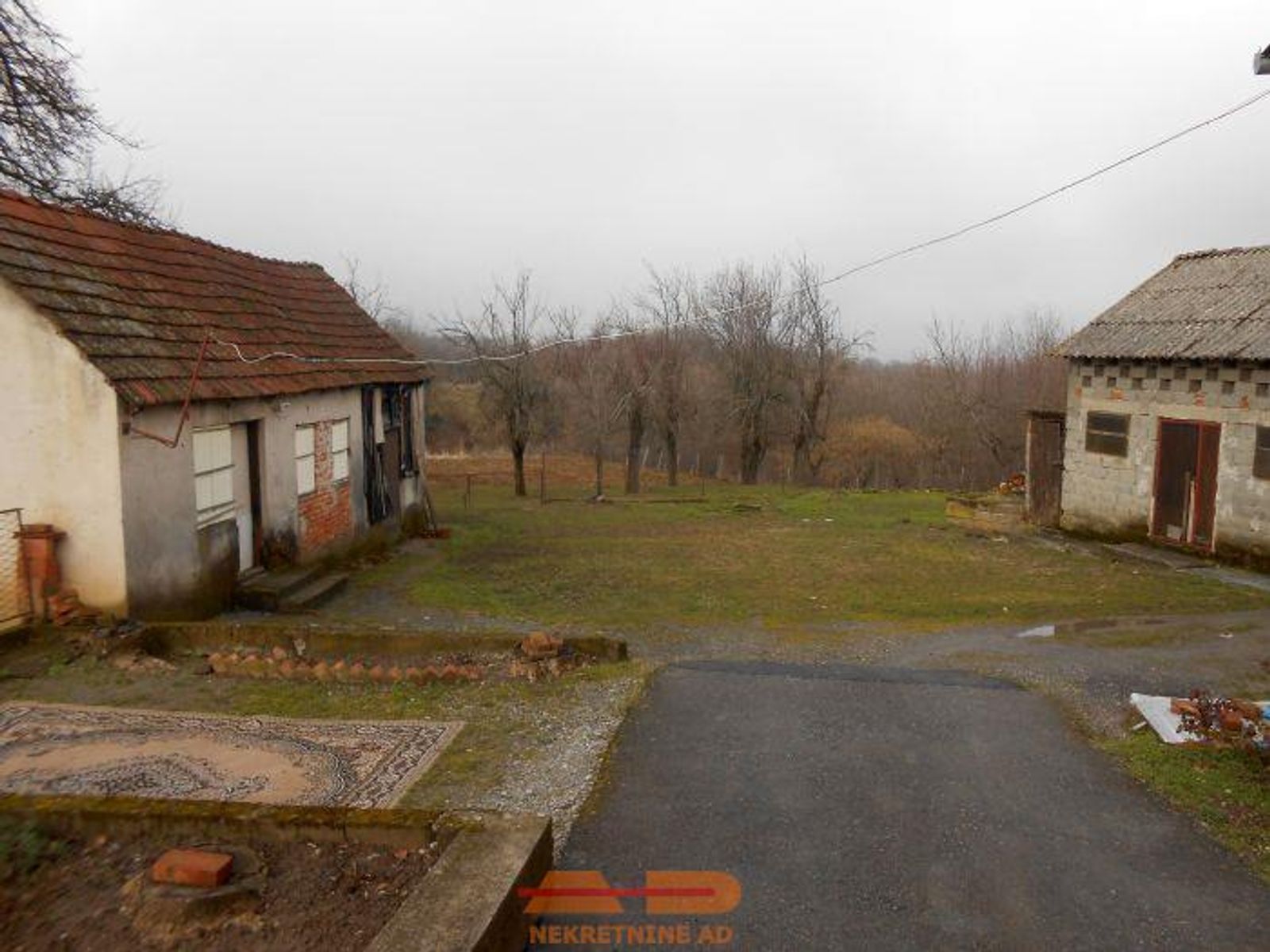 Novija kuća sa objektima i okućnicom, Batinjani! — fotografija 7