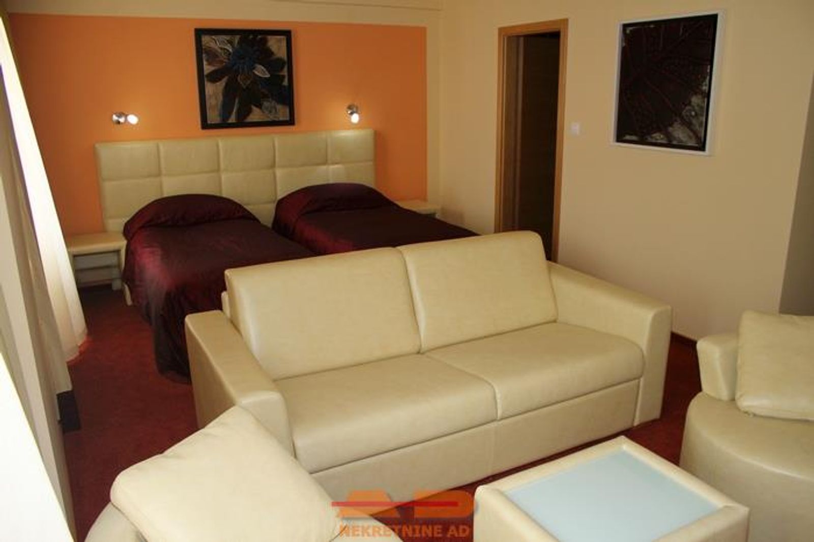 Novouređeni i uhodani hotel u centru Garešnice! — fotografija 6
