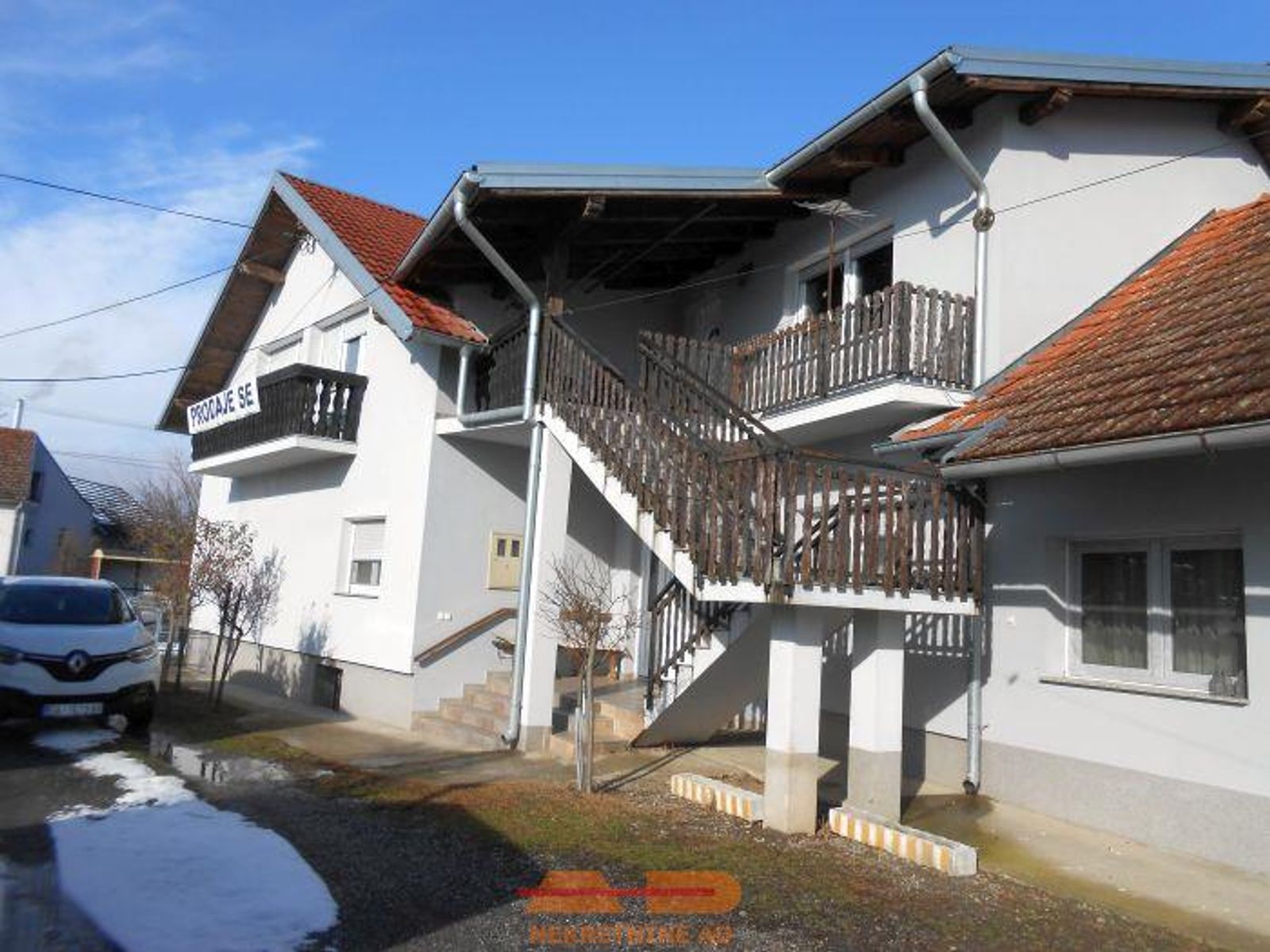 Renovirana kuća, dvorišni stan, garaže, okućnica! — fotografija 4