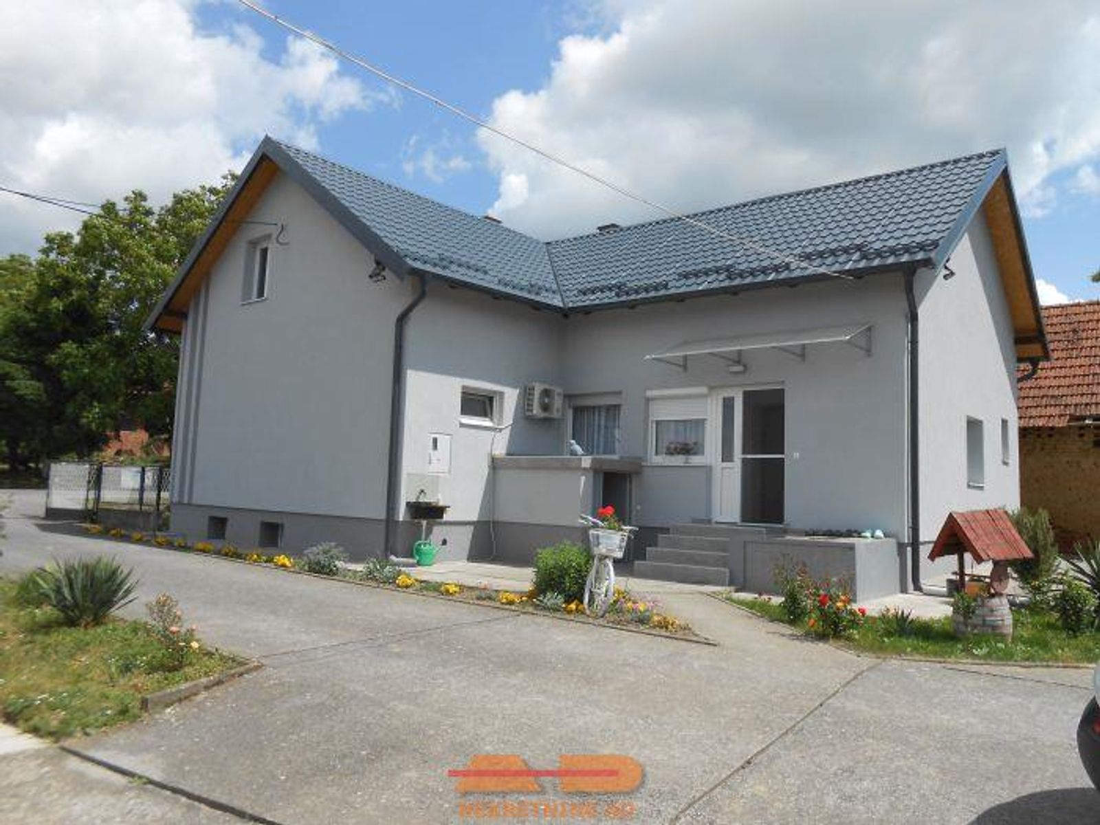 Renovirana- krov, fasada, stolarija, G. Daruvar! — fotografija 6