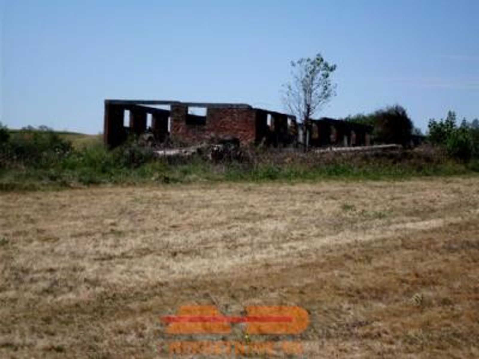 Nedovršen objekt 270 m2, 2 jutra zemlje, Pehovac — fotografija 2