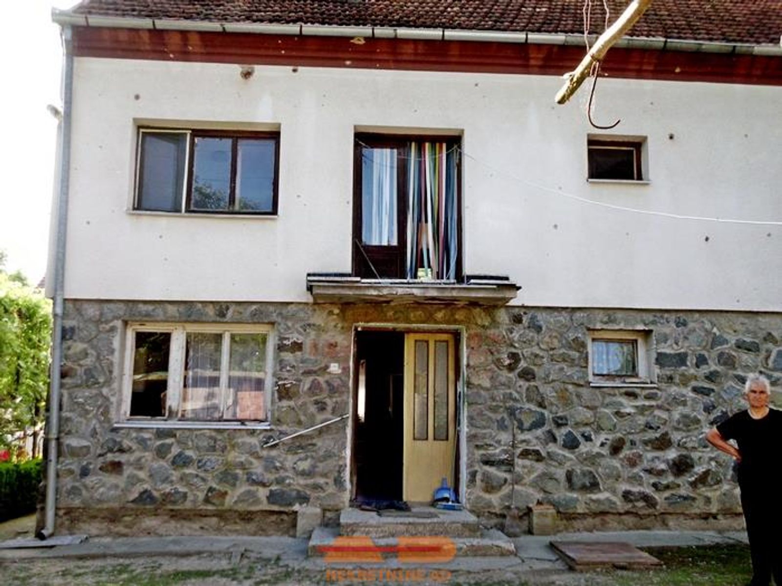 Useljiva kuća, dvor, garaža, Pakrac — fotografija 8