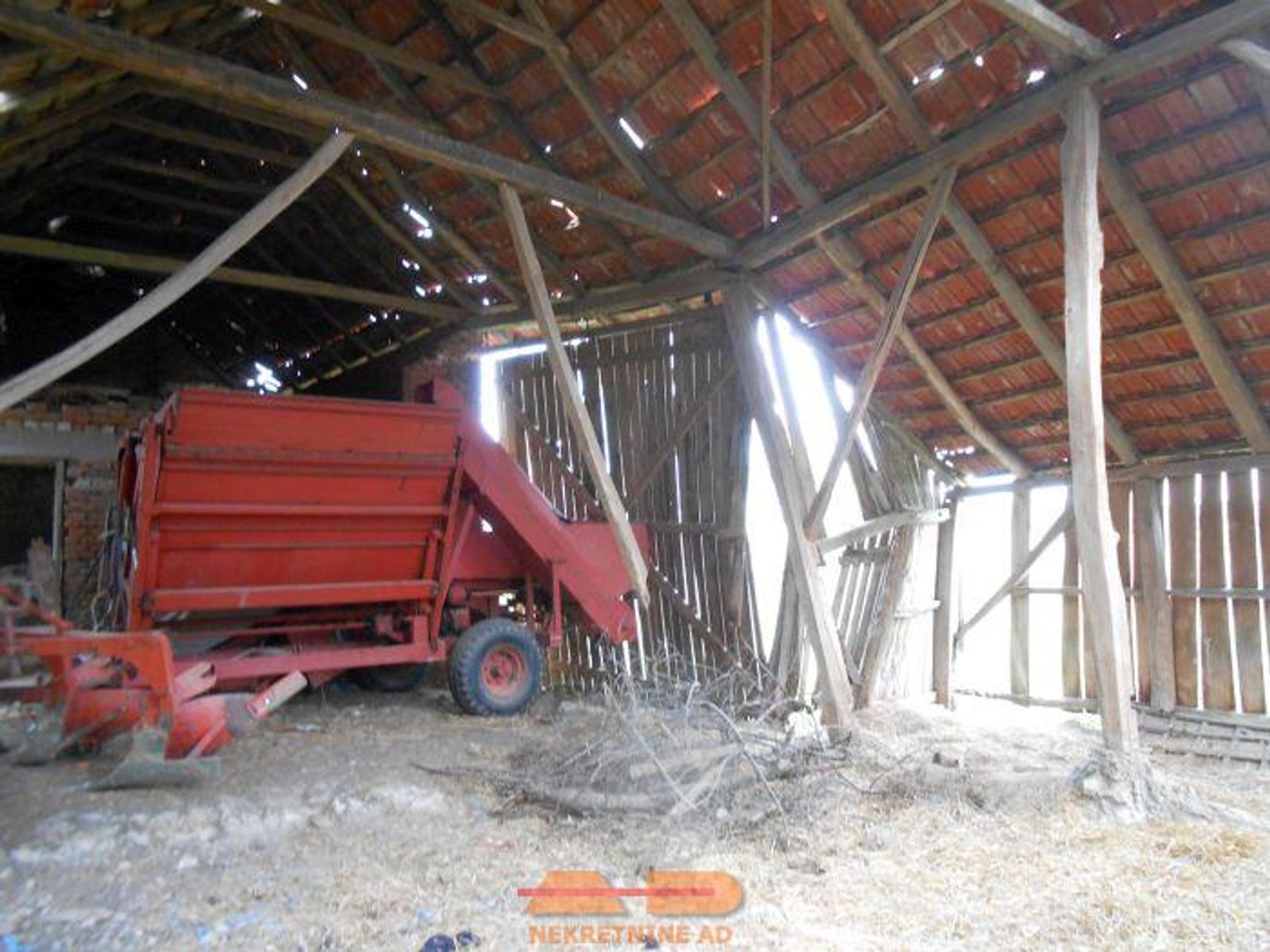 Kuća za renovaciju, objekti, Kip! — fotografija 15