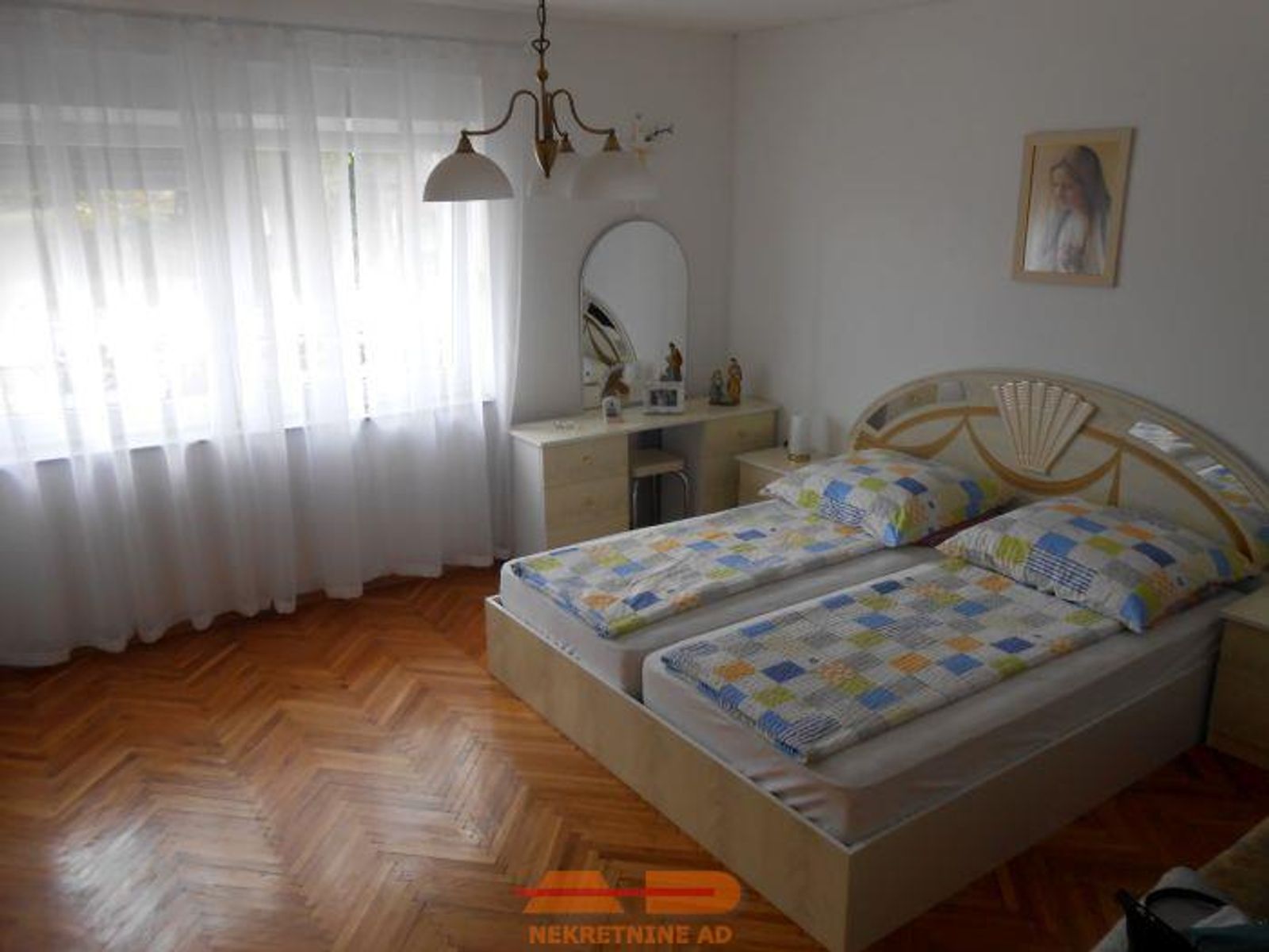 Renovirana- krov, fasada, stolarija, G. Daruvar! — fotografija 21