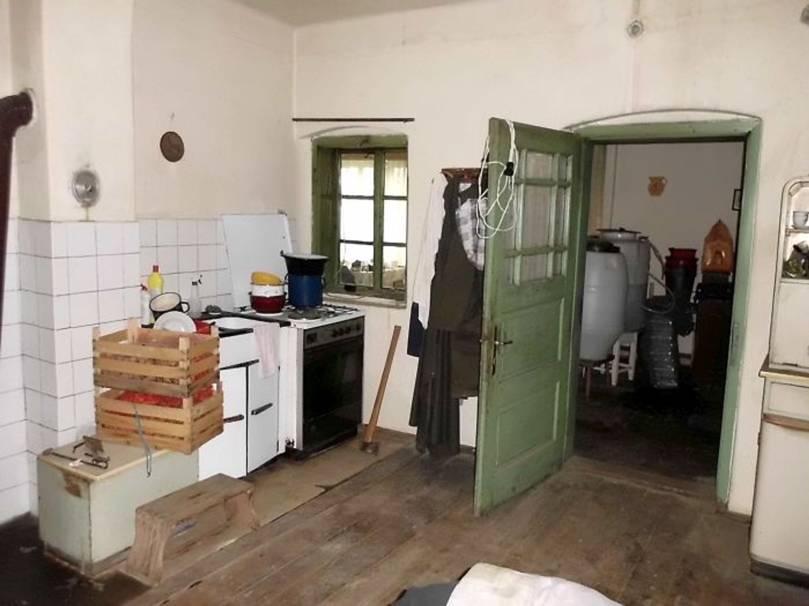 Starija kuća sa objektima, gradilište, V. Zdenci — fotografija 12