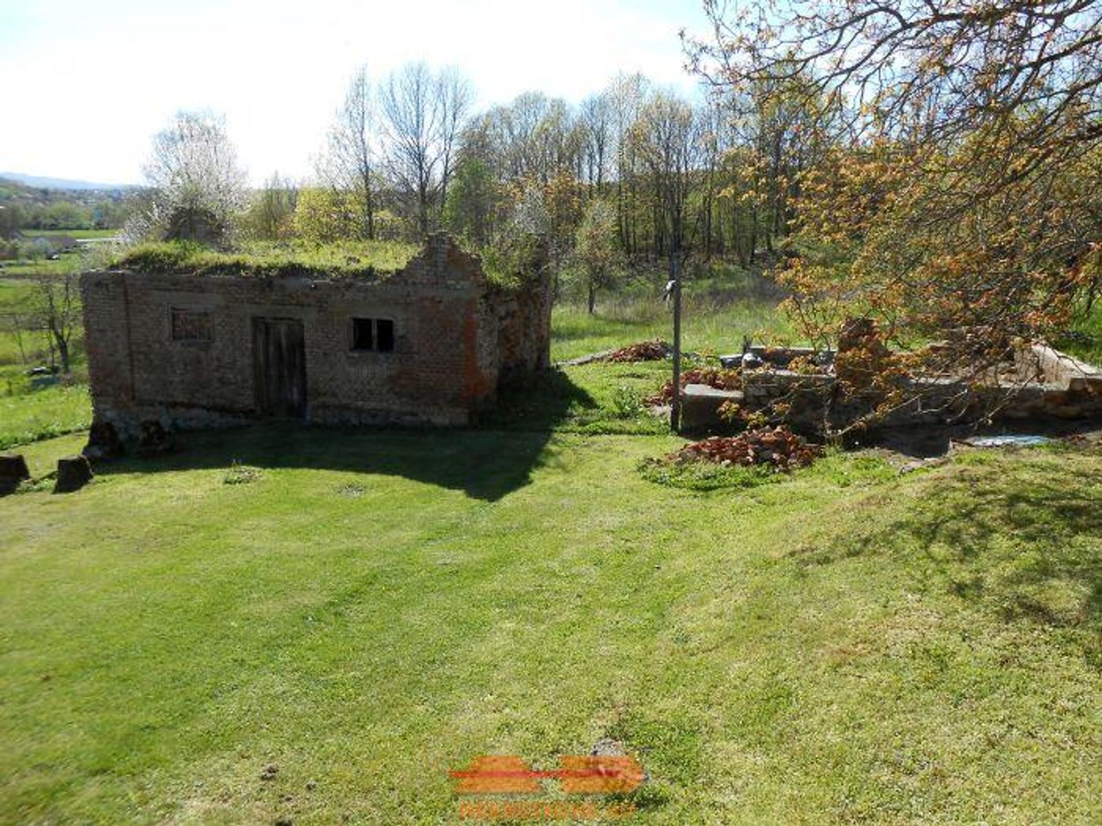 Novija kuća + okućnica, mirna lokacija Kusonje! — fotografija 8