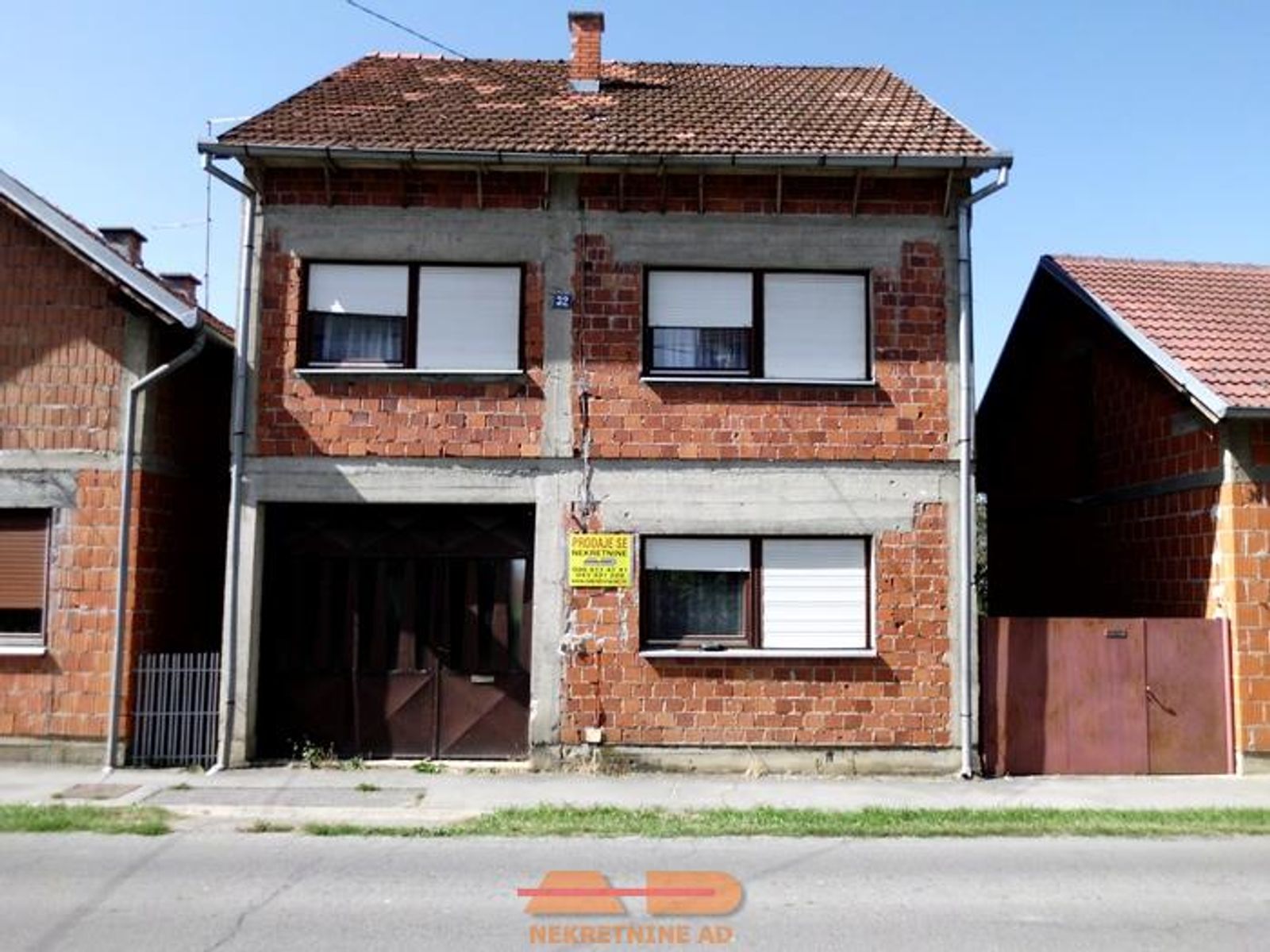 Masivna, visoki roh- bau, blizina centra! — fotografija 1