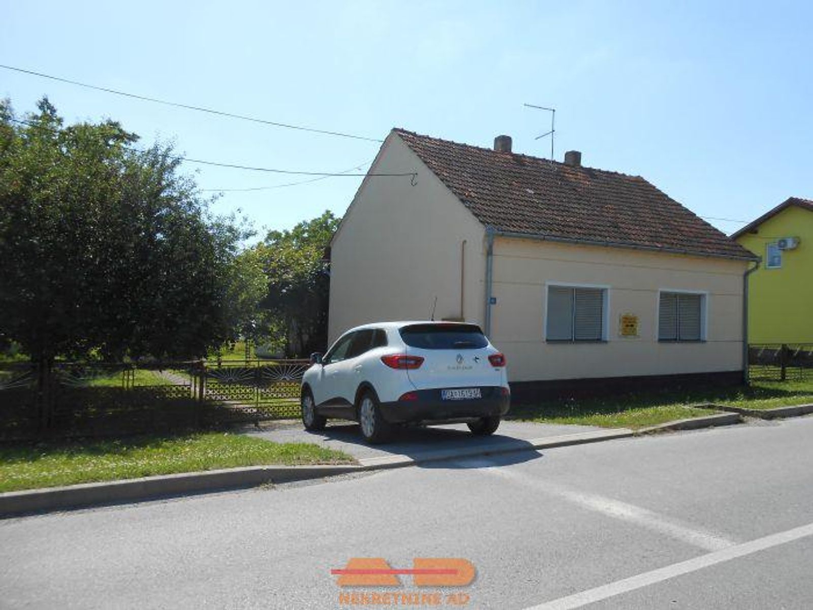 Namještena, kod Škole, garaža, zelenilo! — fotografija 2