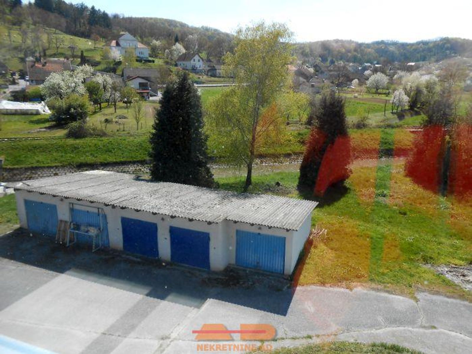 Poslovna građevina u centru Sirača! — fotografija 18