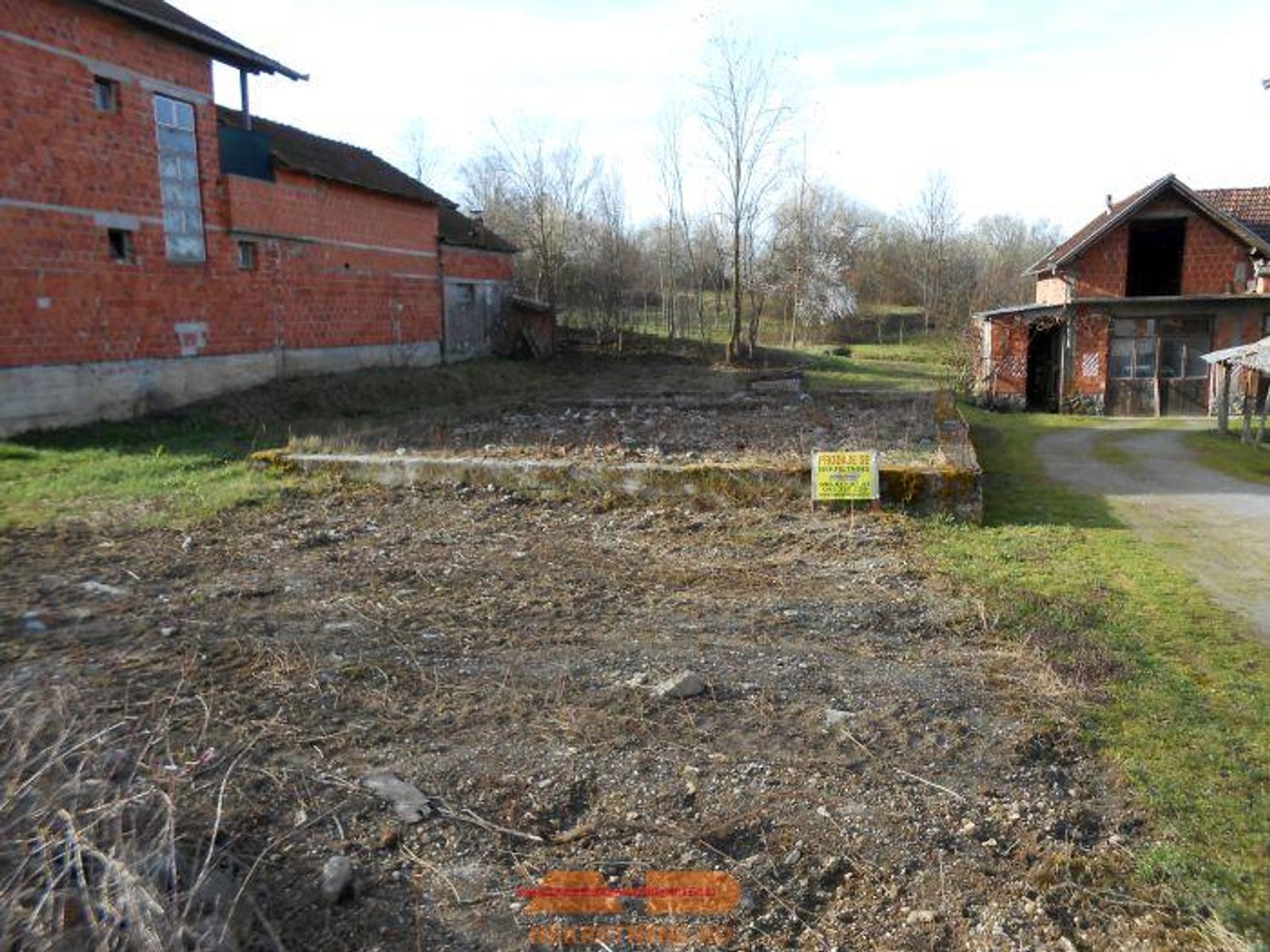 Gradilište, 590 m2, Pakrac, blizina Bolnice! — fotografija 1