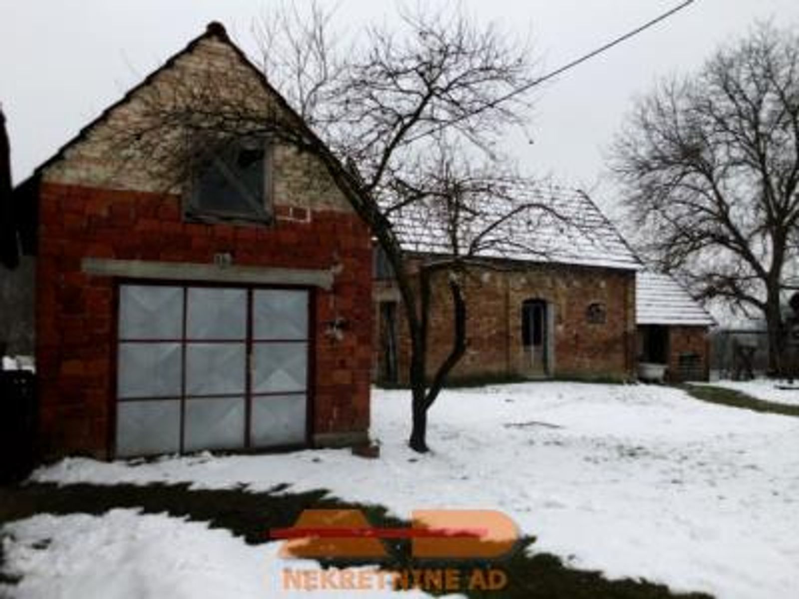 Stara kuća + pom. zgrade, Maslenjača — fotografija 10