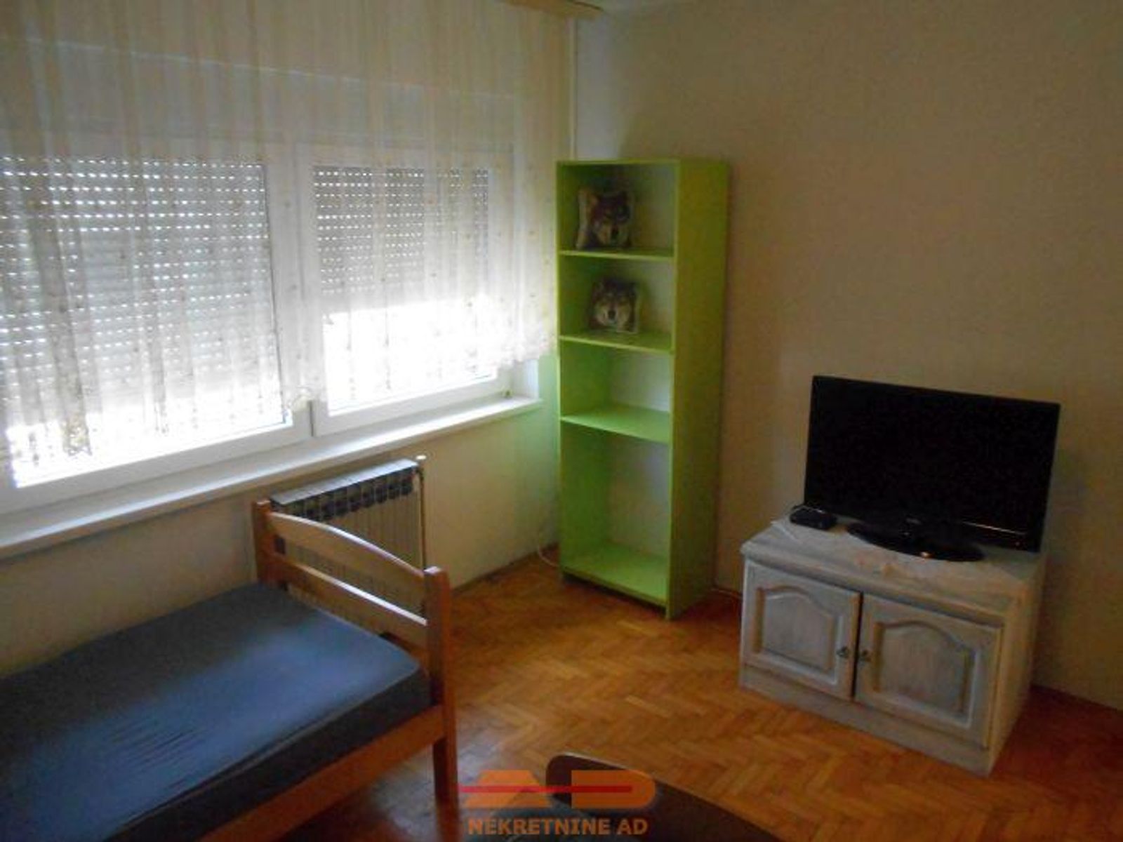 Renovirana, zgrade, parcela 2099 m2! — fotografija 27