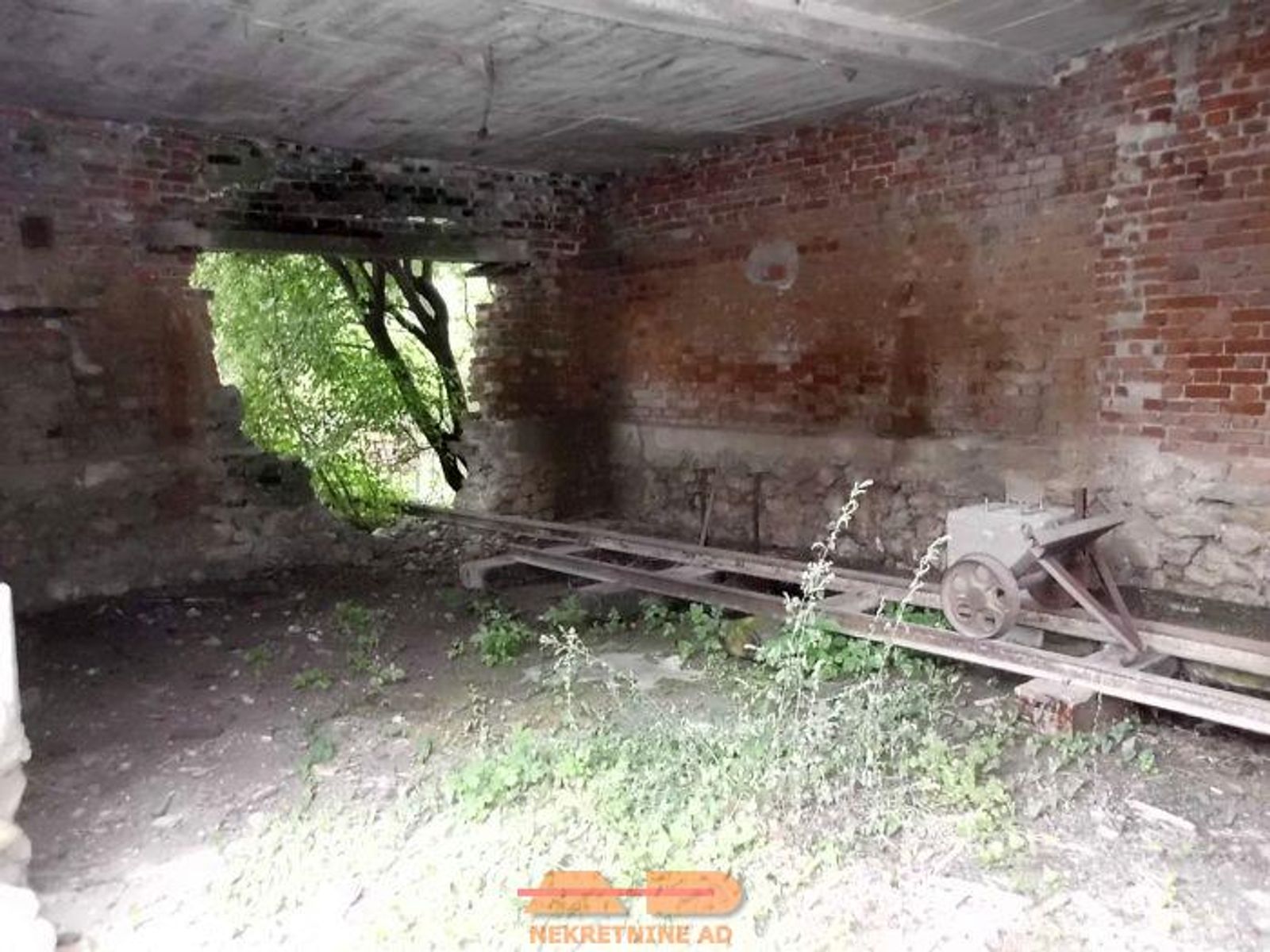 Kuća za adaptaciju u Siraču! — fotografija 13