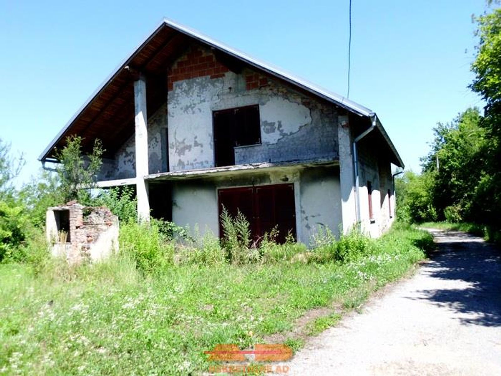 Kuća sa objektima i potkućnicom, Kukunjevac! — fotografija 1