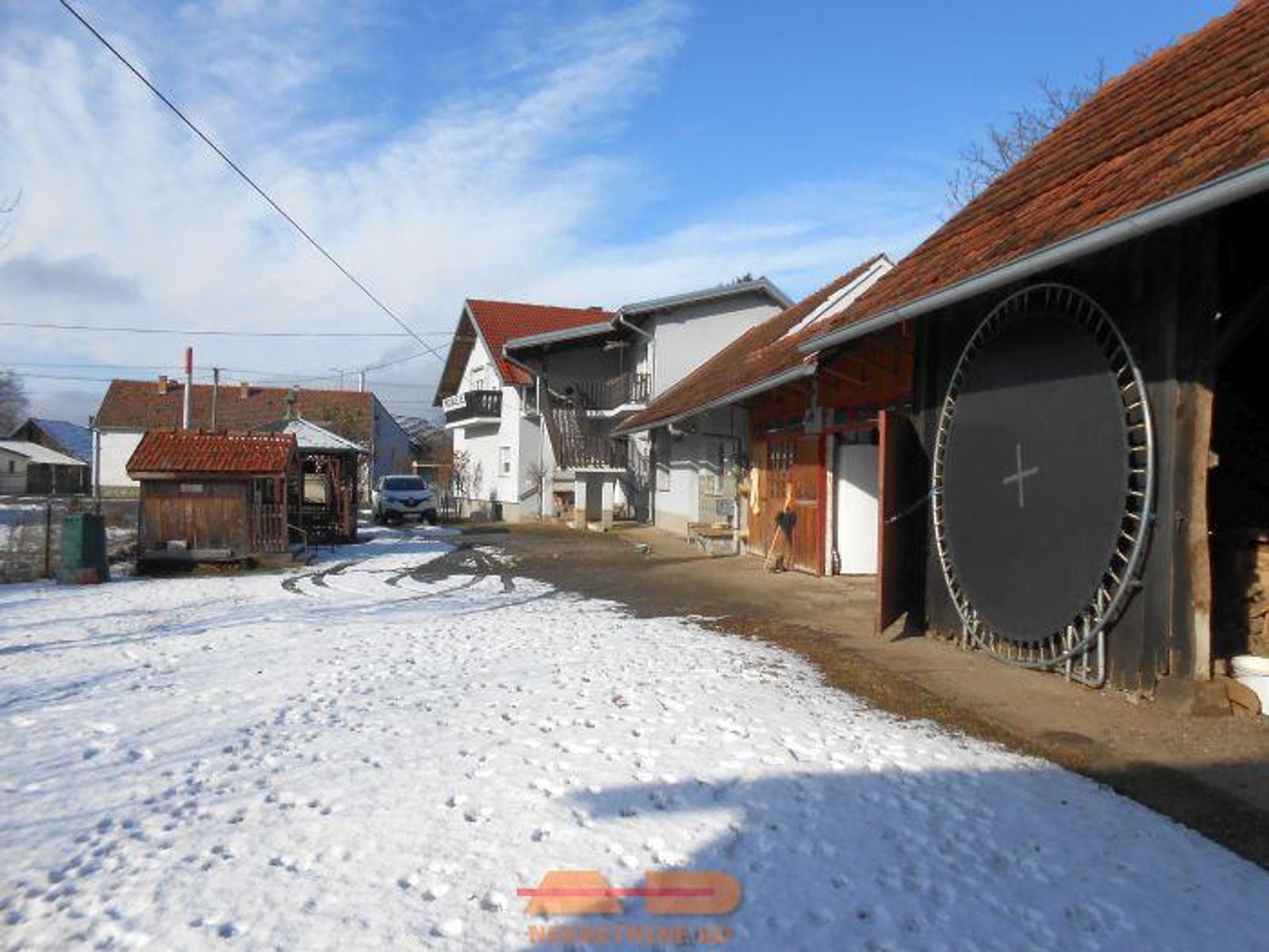 Renovirana kuća, dvorišni stan, garaže, okućnica! — fotografija 8