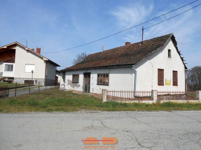Kućica za rušenje u Vinogradima!