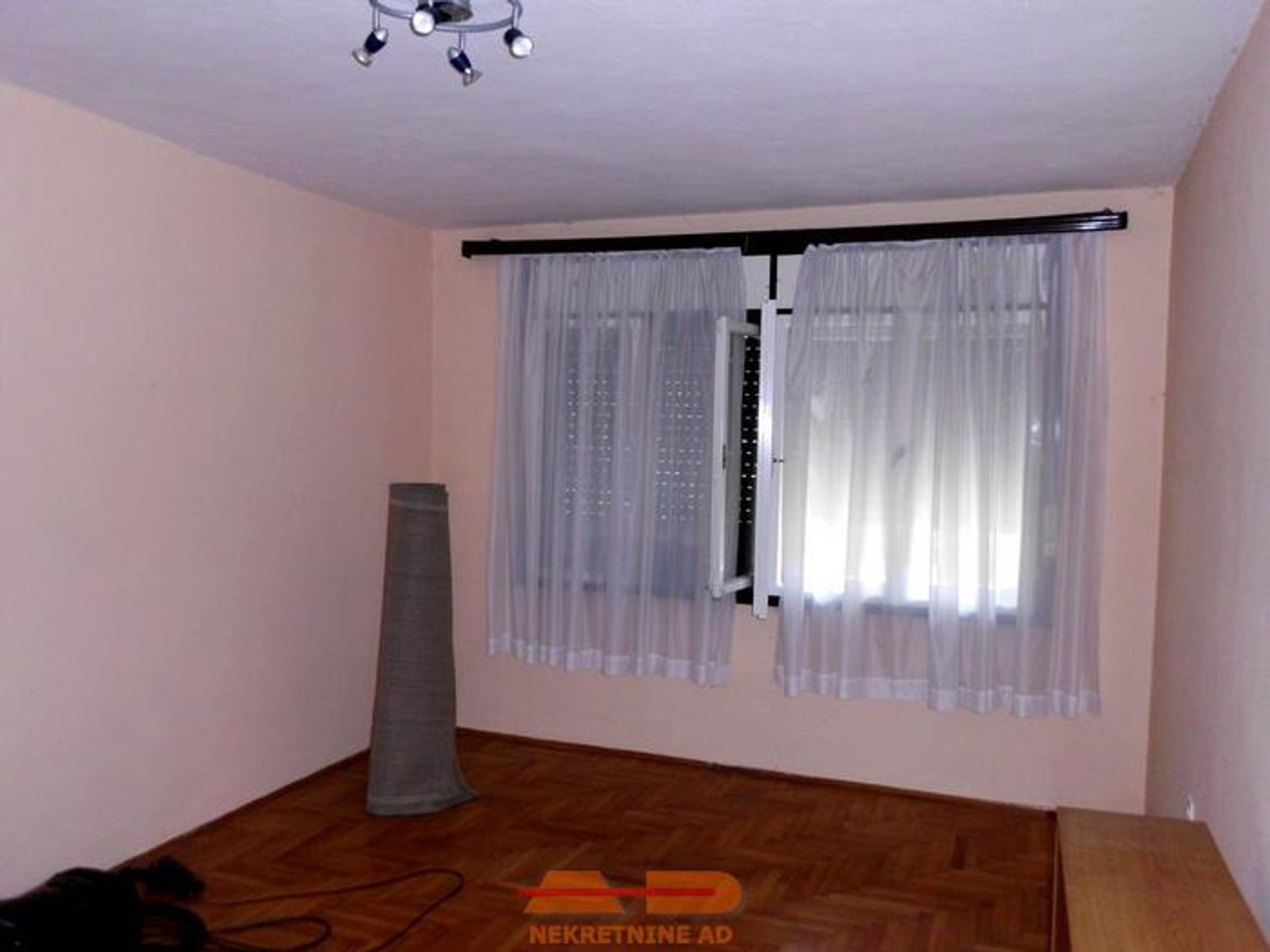 Namješten, 65 m2, prizemlje, lokacija, Končanica — fotografija 9