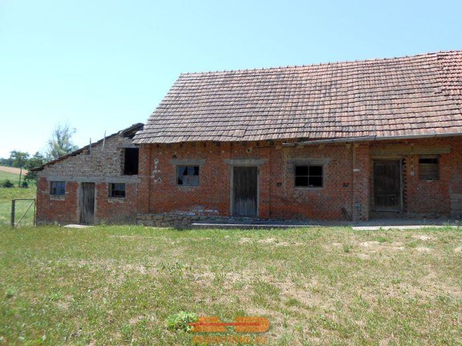 Kuća, pomoćni objektim, zemljište, Ljudevit Selo! — fotografija 11