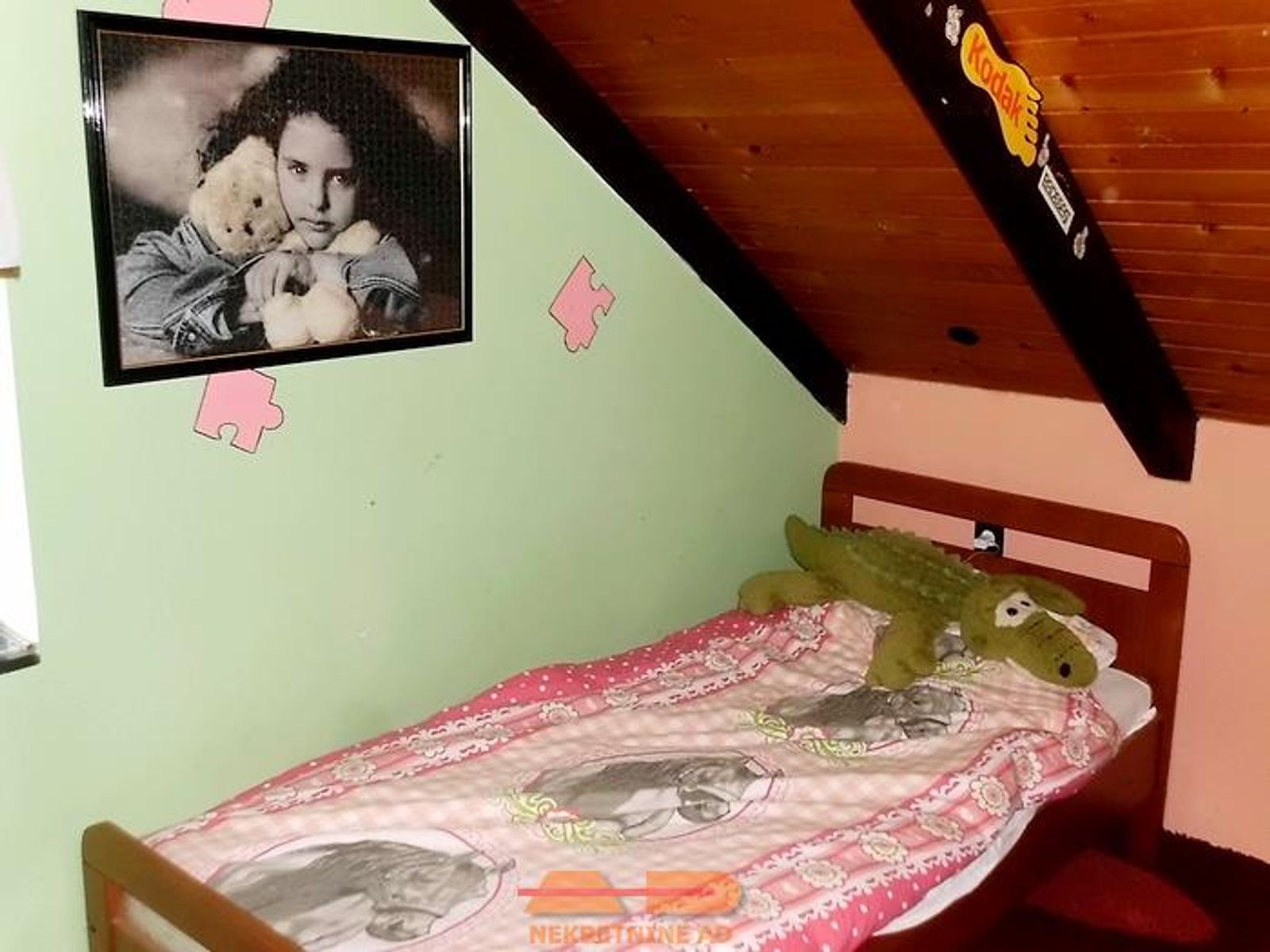 Novija, useljiva, garaža, predivan pogled! — fotografija 15