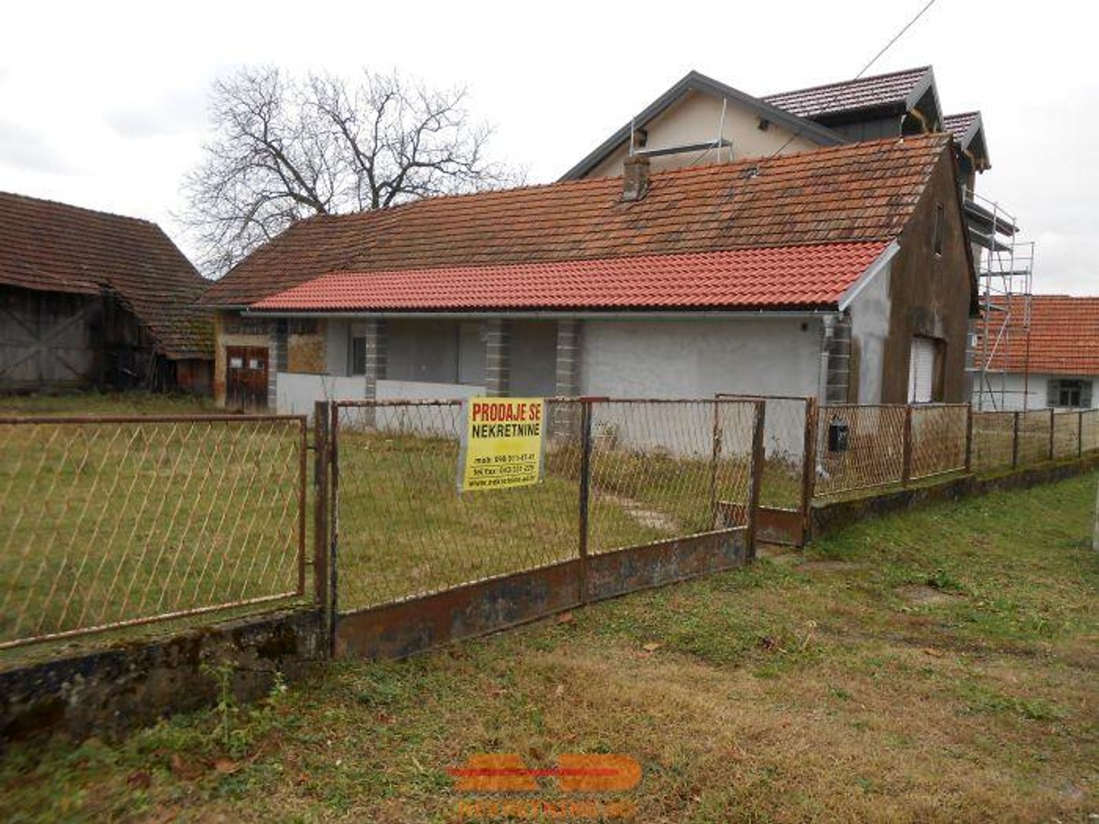 Renovirana, dvorište, voćnjak, Gornji Daruvar!