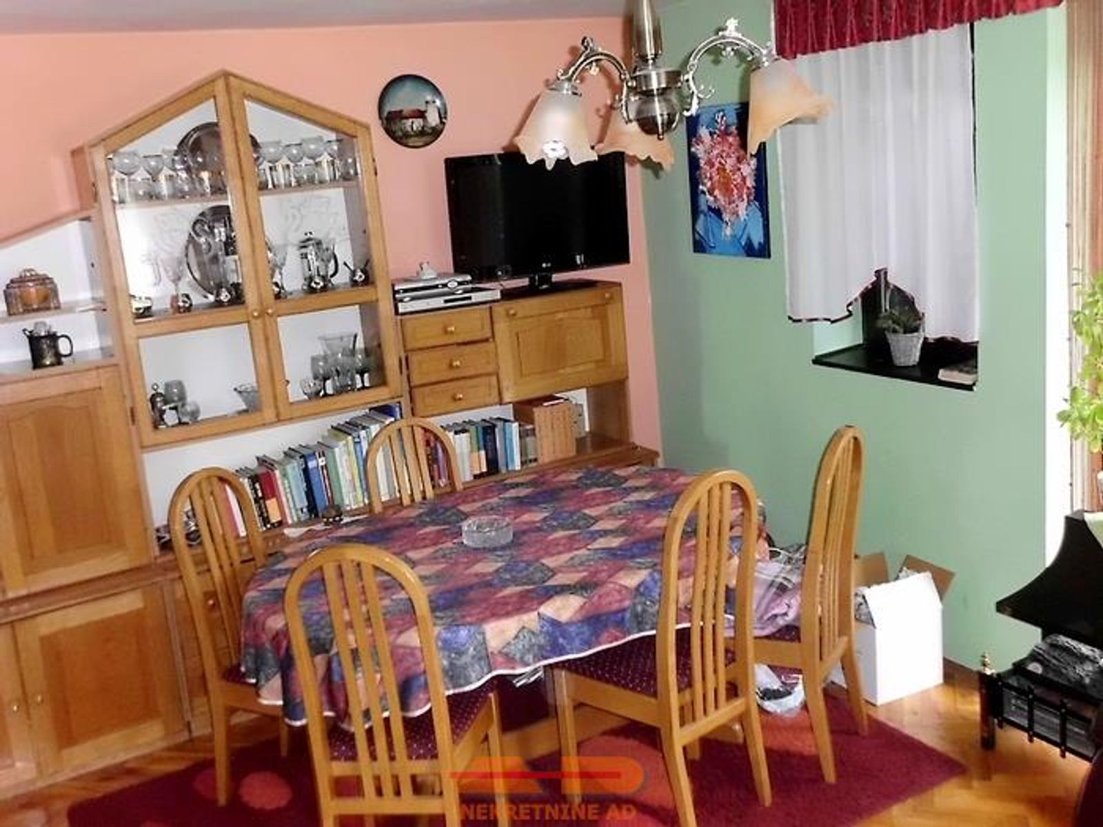 Novija, useljiva, garaža, predivan pogled! — fotografija 13