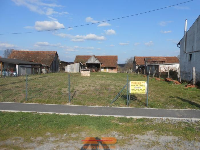Gradilište, parcela 15995 m2, centar Končanice!